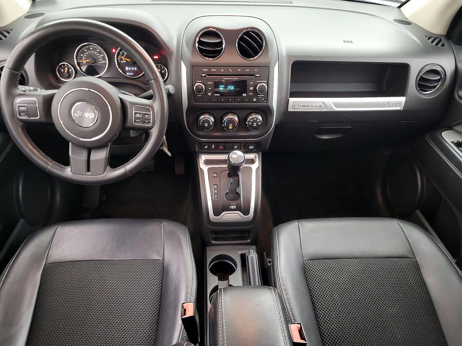 2014 Jeep Compass Latitude - Photo 10
