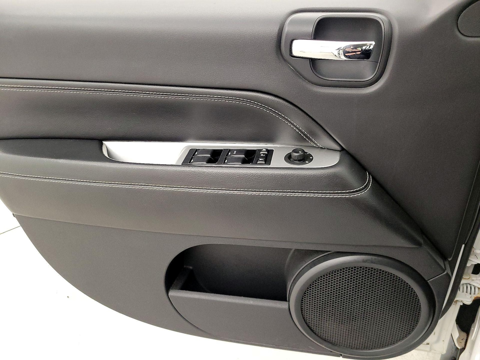 2014 Jeep Compass Latitude - Photo 13