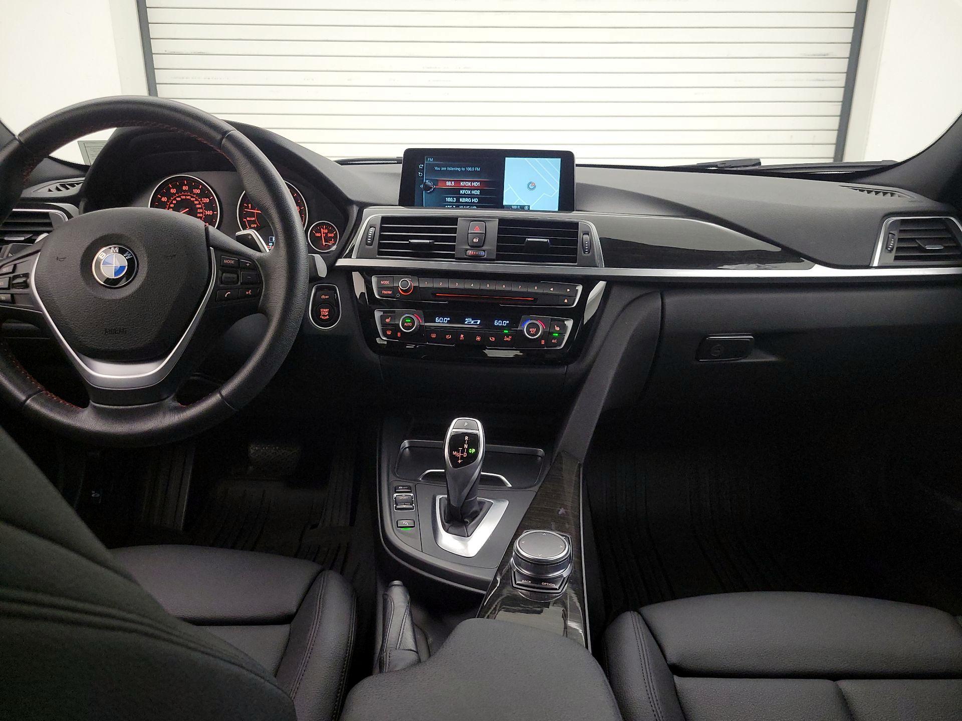 Thumbnail: 2017 BMW 3 Series - 9