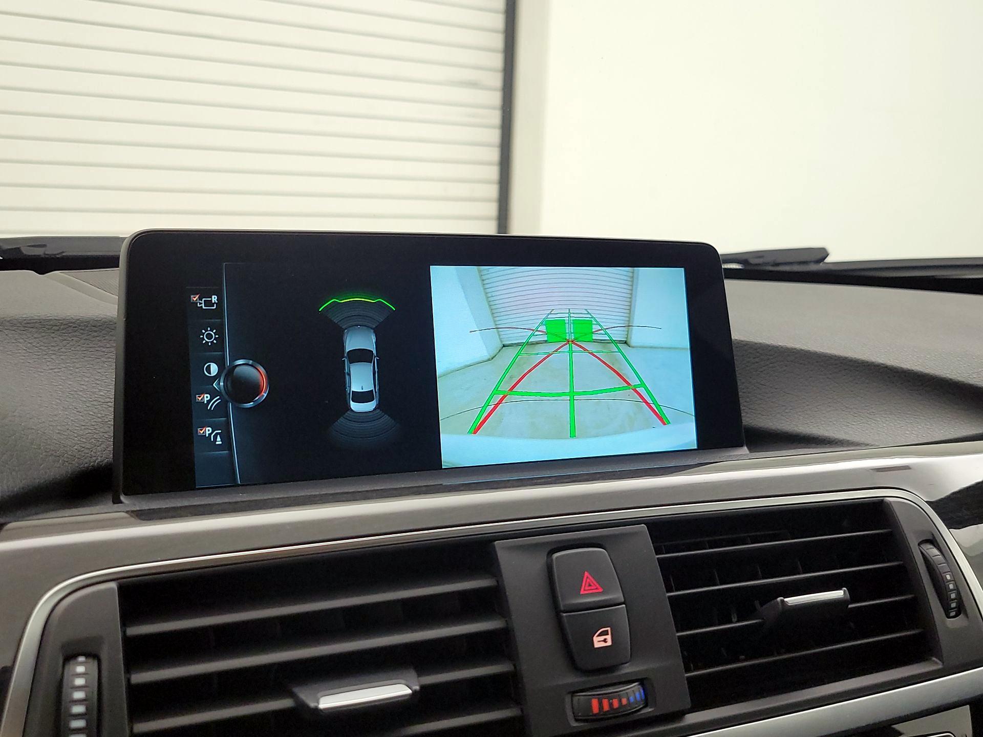 Thumbnail: 2017 BMW 3 Series - 15