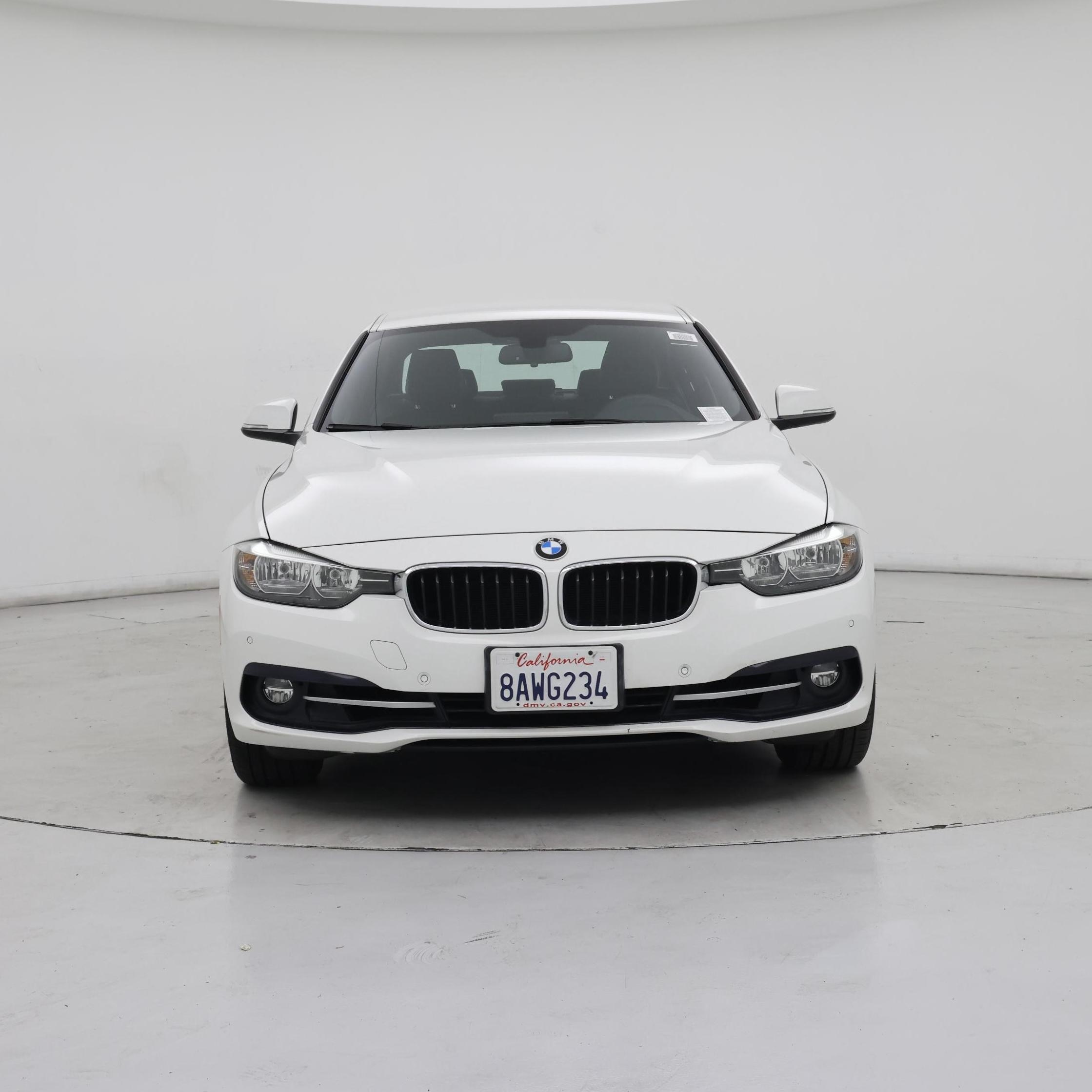 Thumbnail: 2017 BMW 3 Series - 5