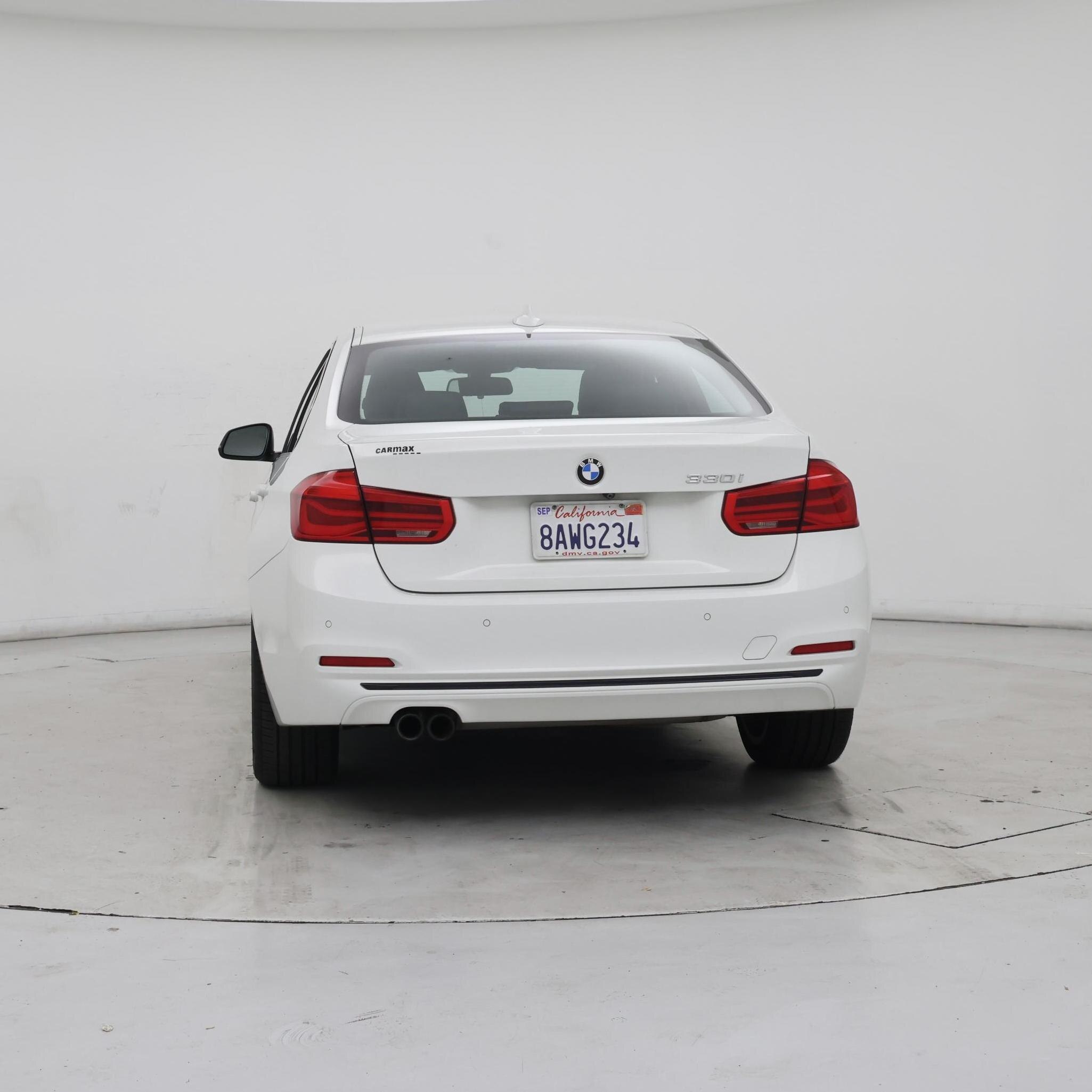 Thumbnail: 2017 BMW 3 Series - 6