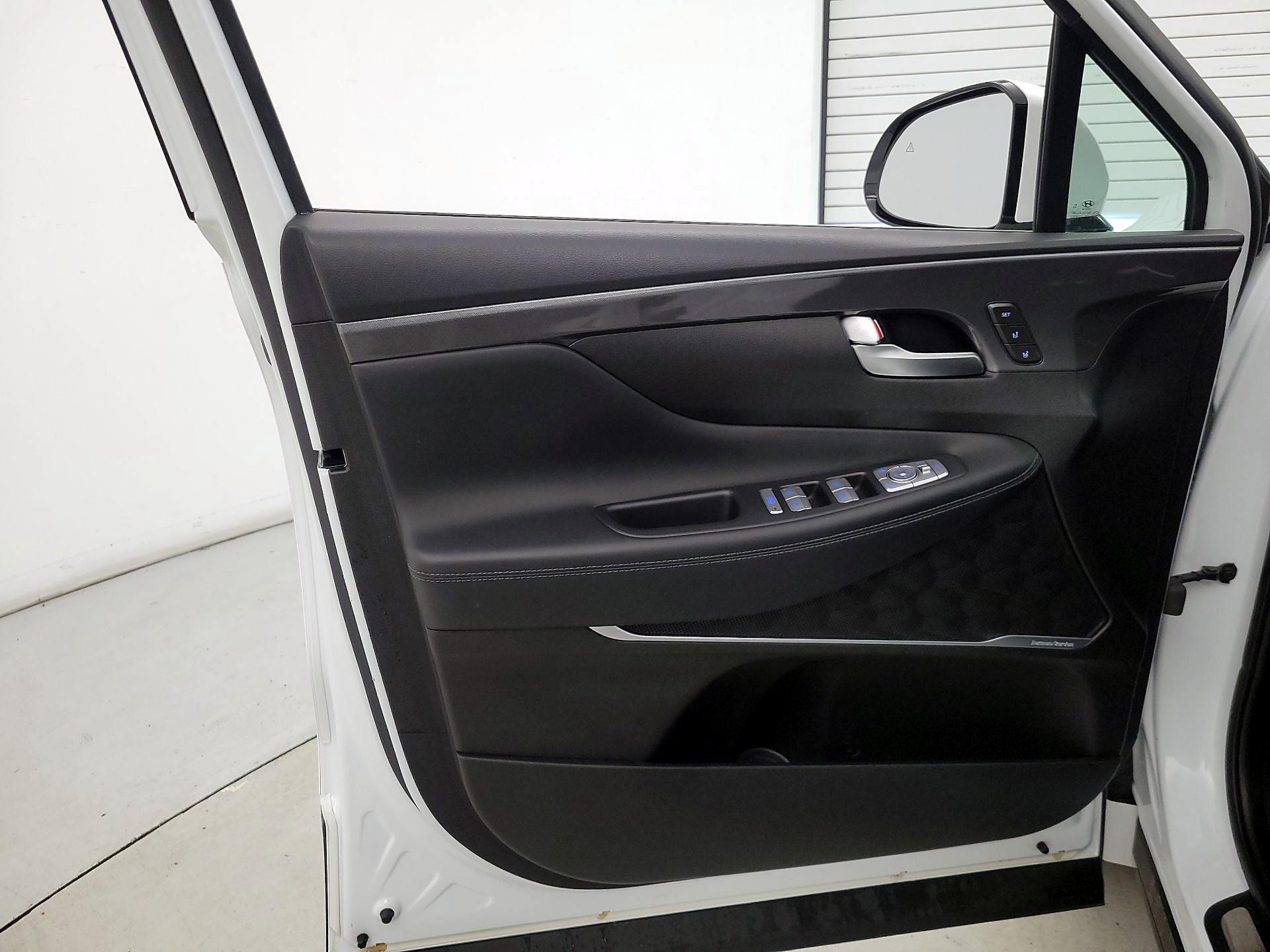 Thumbnail: 2021 Hyundai Santa Fe - 12