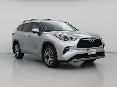 2022 Toyota Highlander Hybrid Platinum
