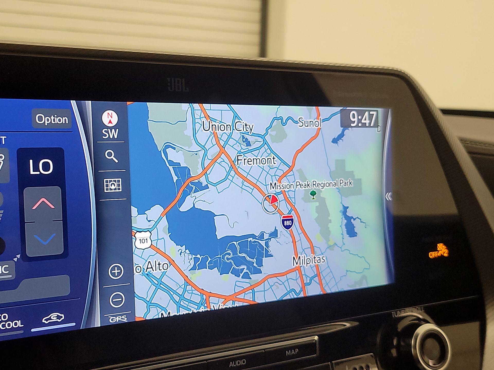 Thumbnail: 2022 Toyota Highlander - 14