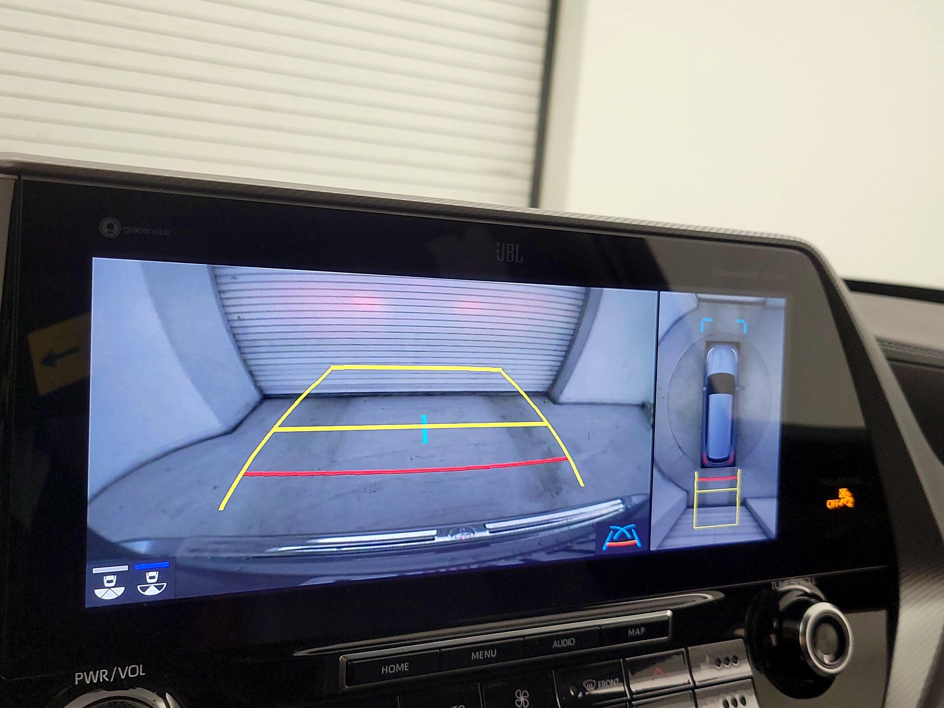 Thumbnail: 2022 Toyota Highlander - 15