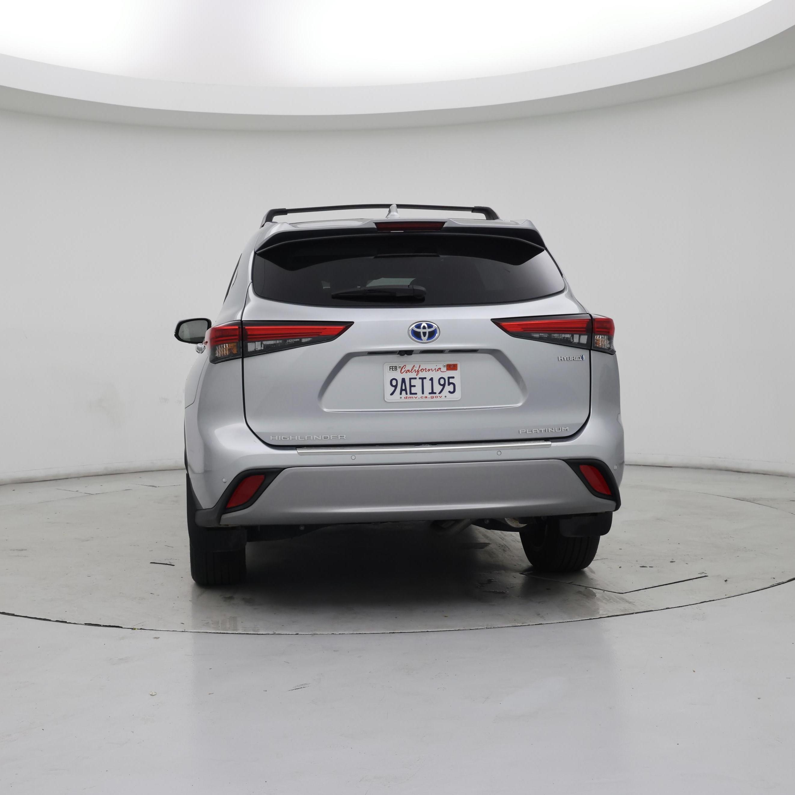 Thumbnail: 2022 Toyota Highlander - 6