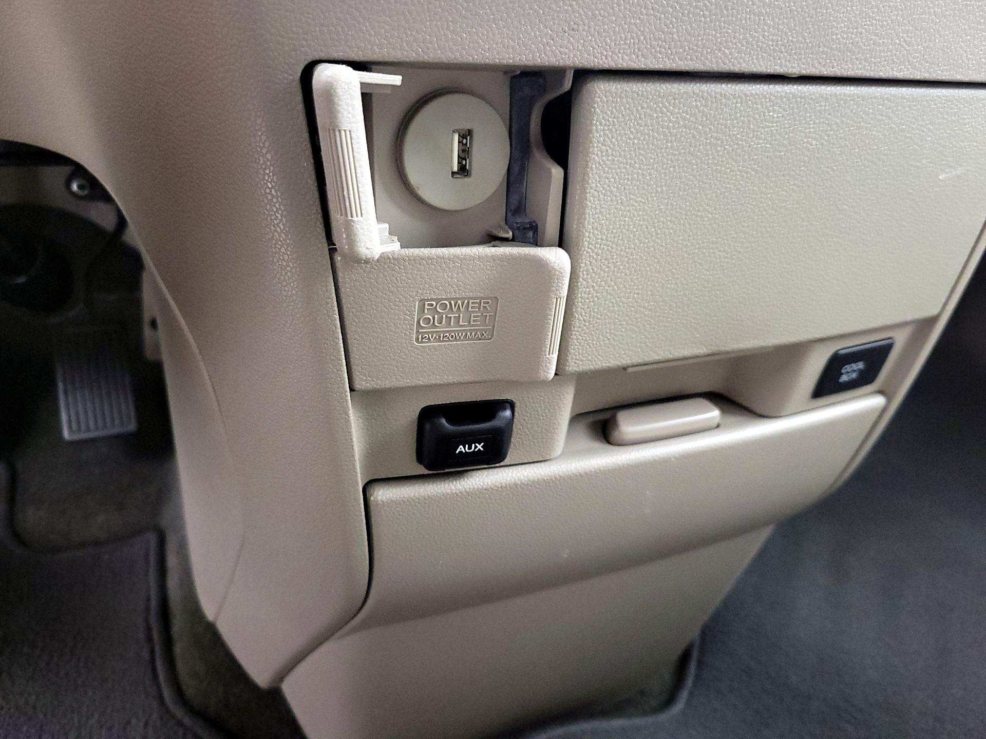 Thumbnail: 2014 Honda Odyssey - 19
