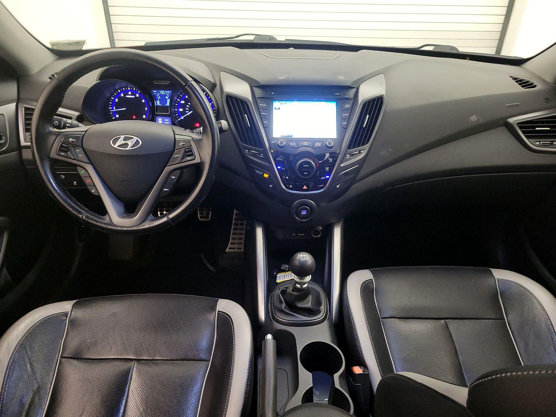 Thumbnail: 2014 Hyundai Veloster - 9