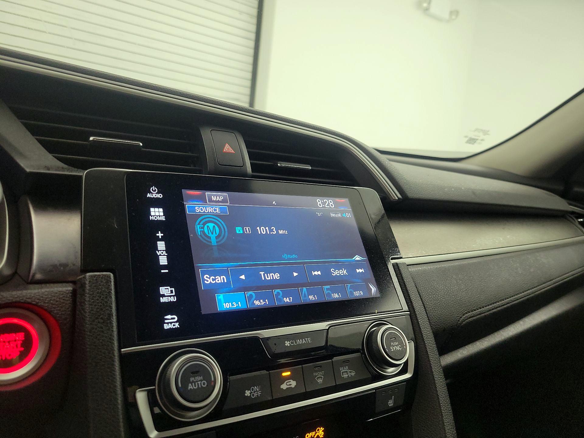 Thumbnail: 2016 Honda Civic - 15