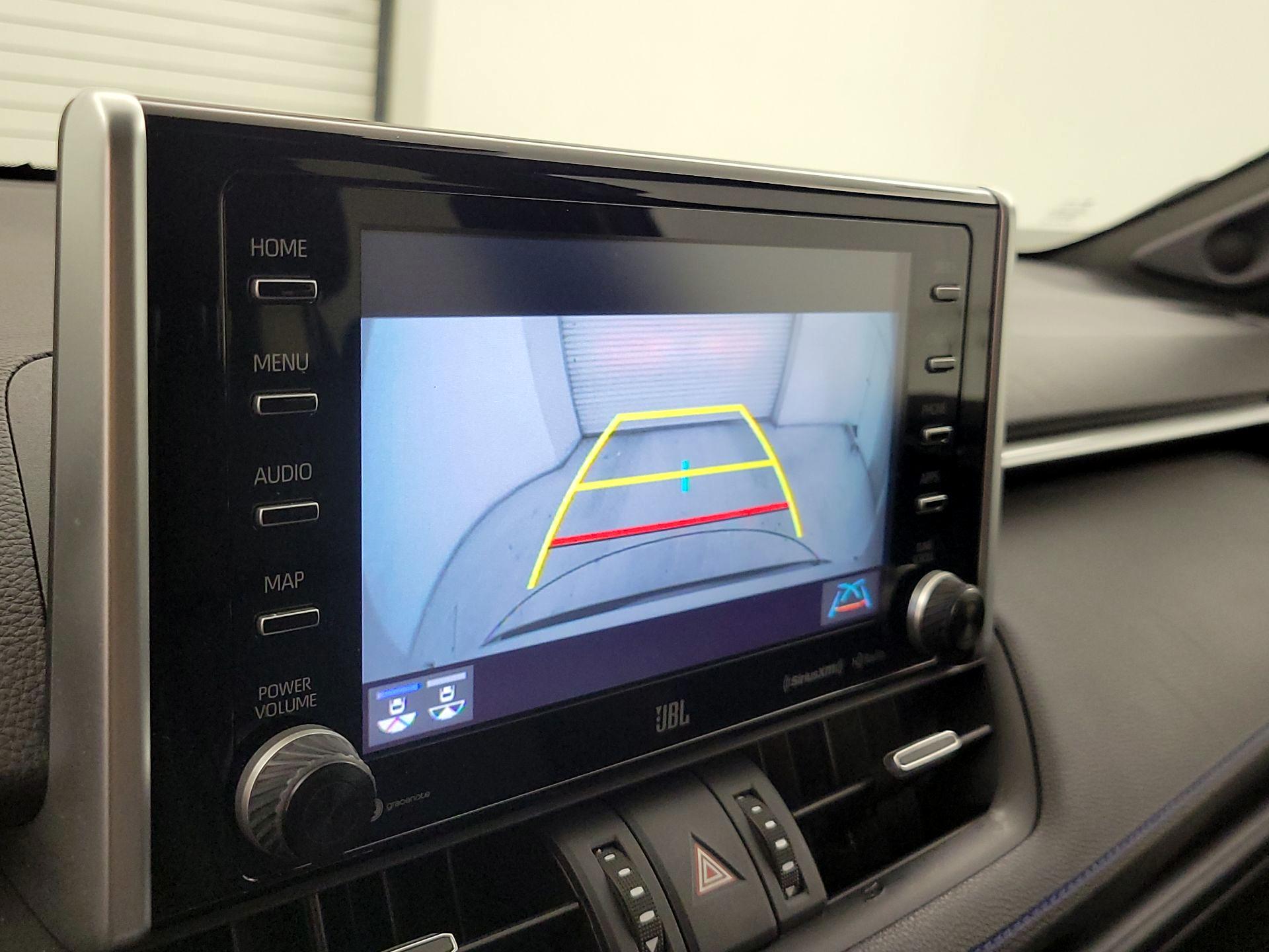 Thumbnail: 2020 Toyota RAV4 - 15