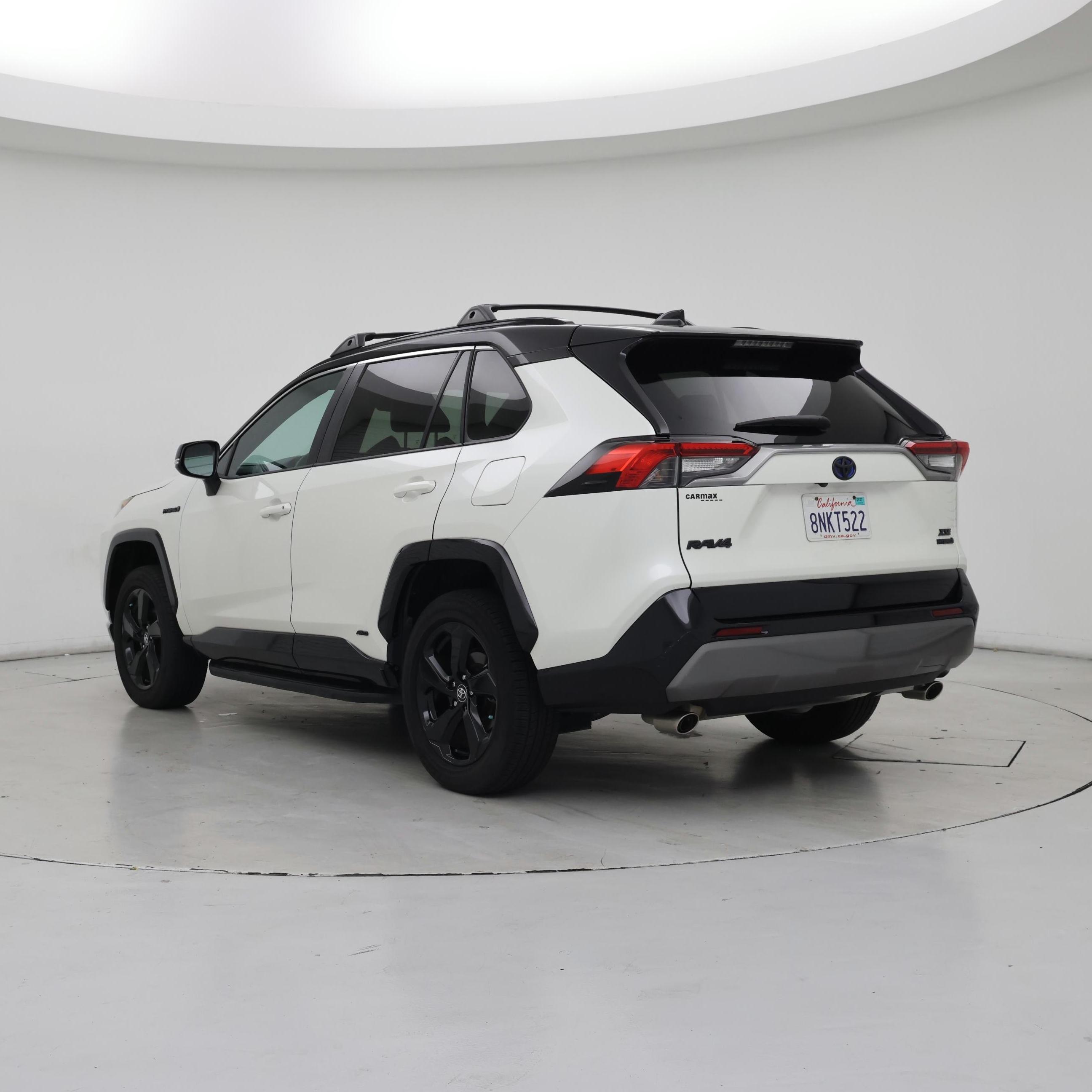 Thumbnail: 2020 Toyota RAV4 - 2