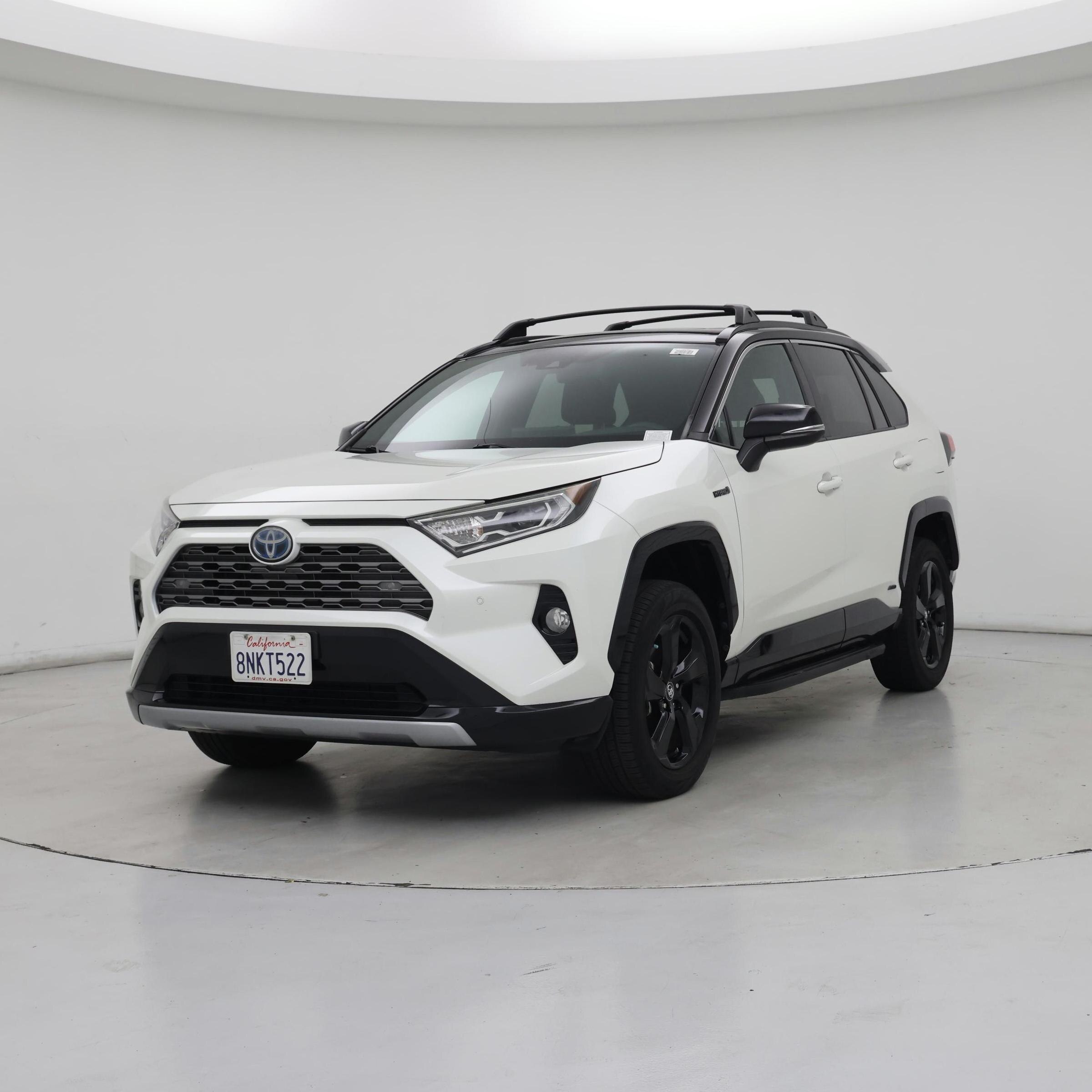Thumbnail: 2020 Toyota RAV4 - 4
