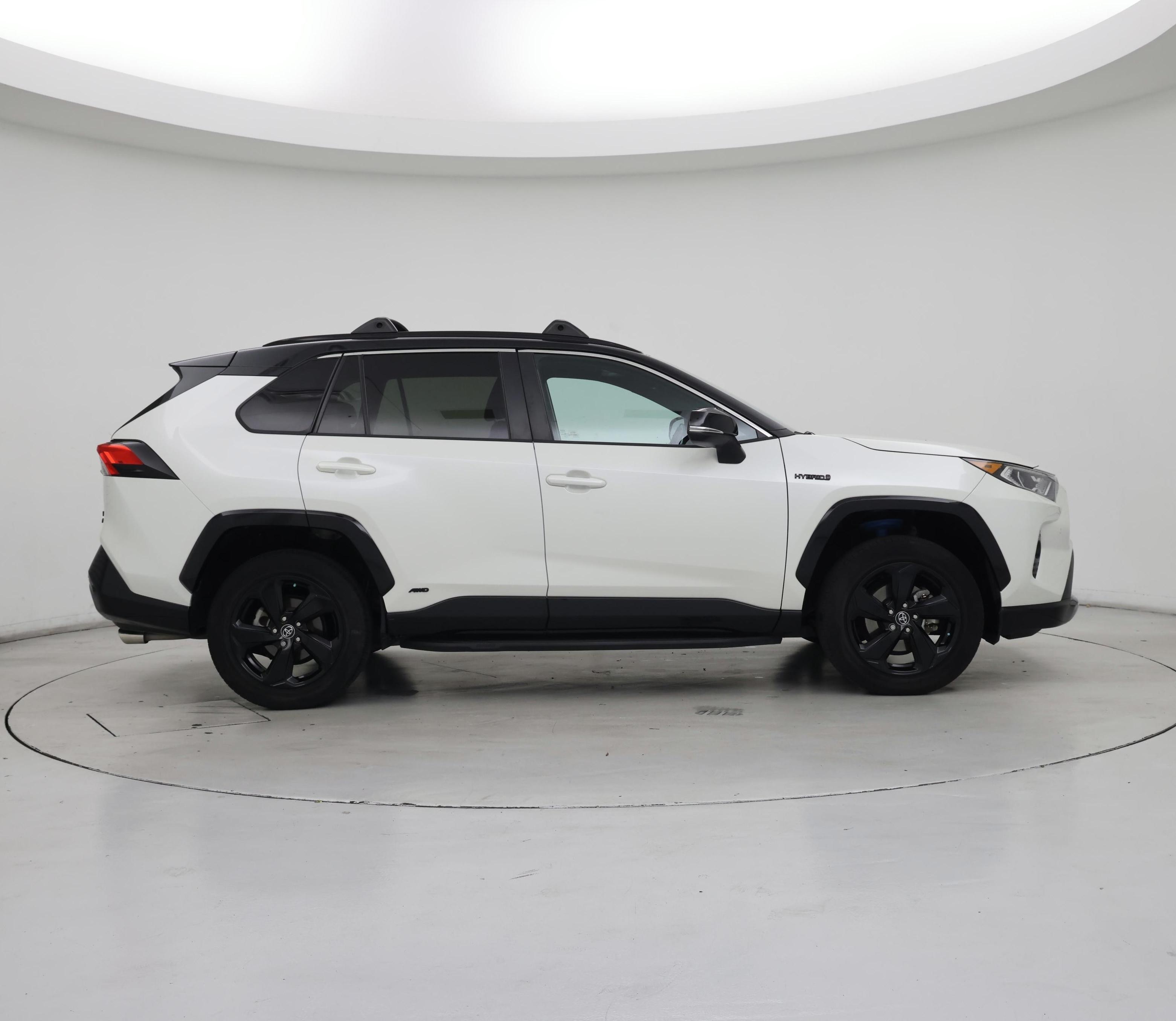 Thumbnail: 2020 Toyota RAV4 - 7