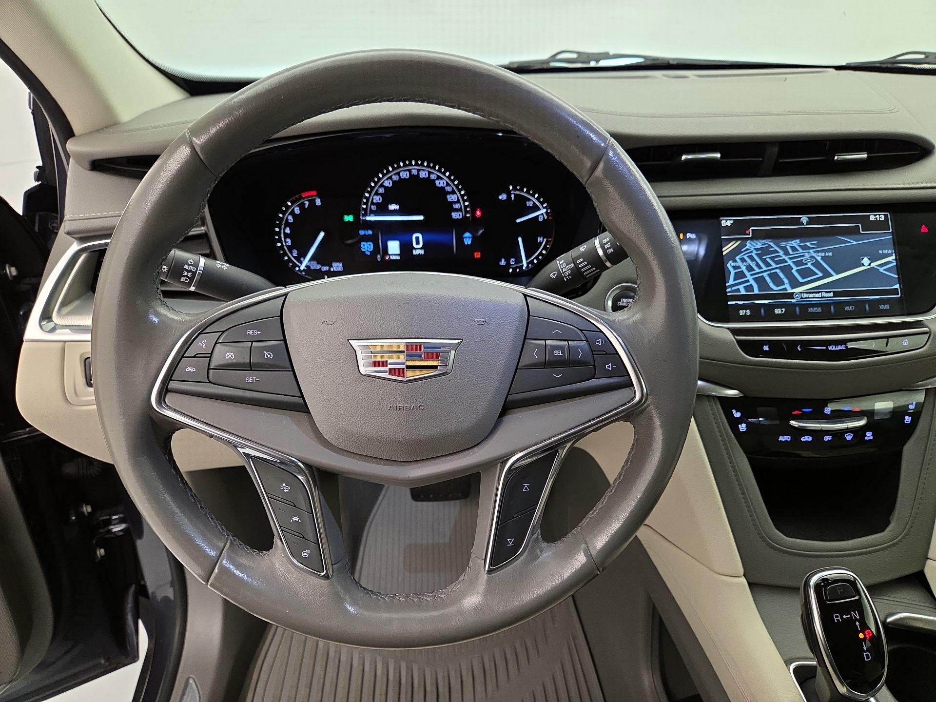 Thumbnail: 2019 Cadillac XT5 - 10