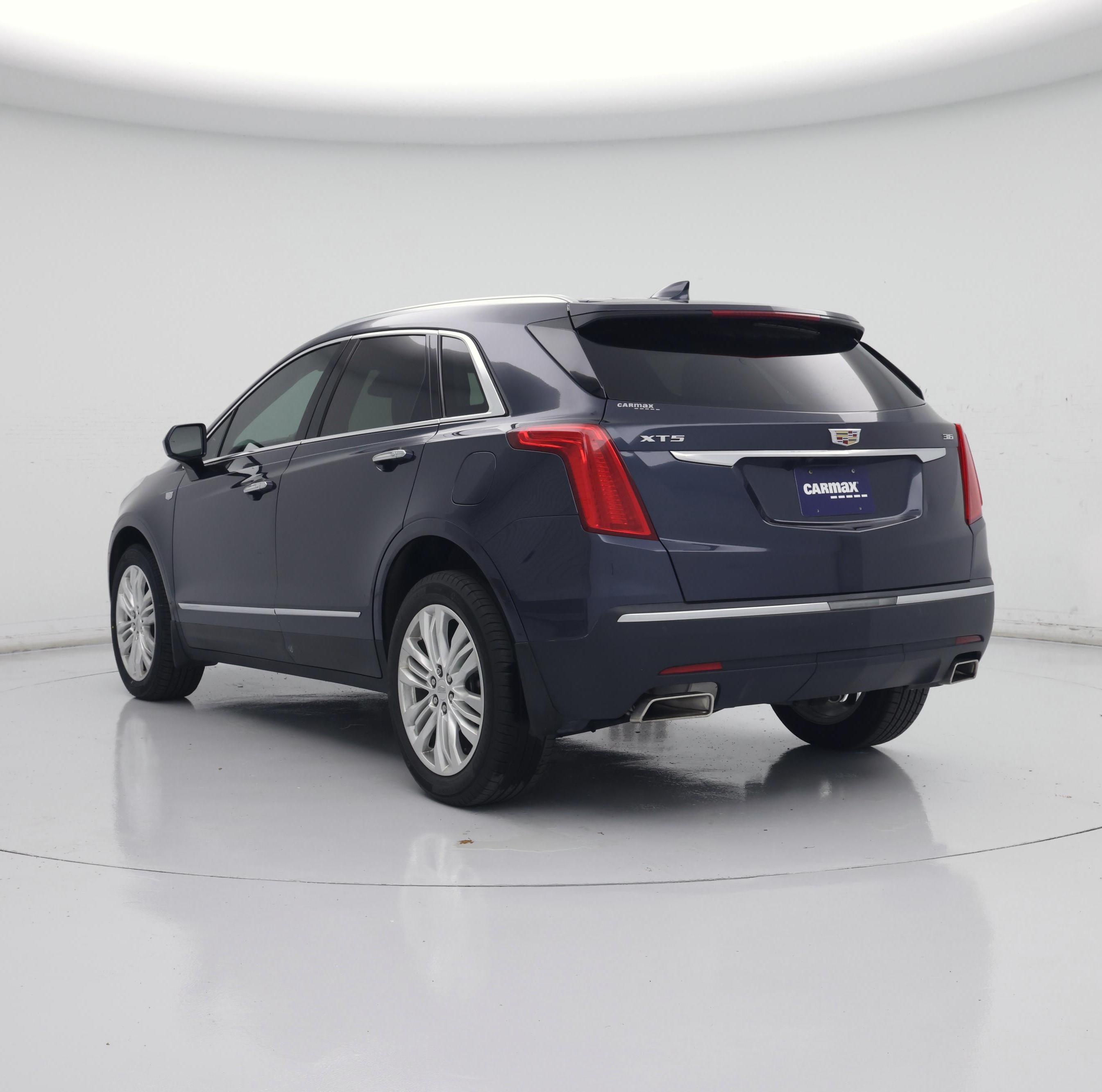 Thumbnail: 2019 Cadillac XT5 - 2