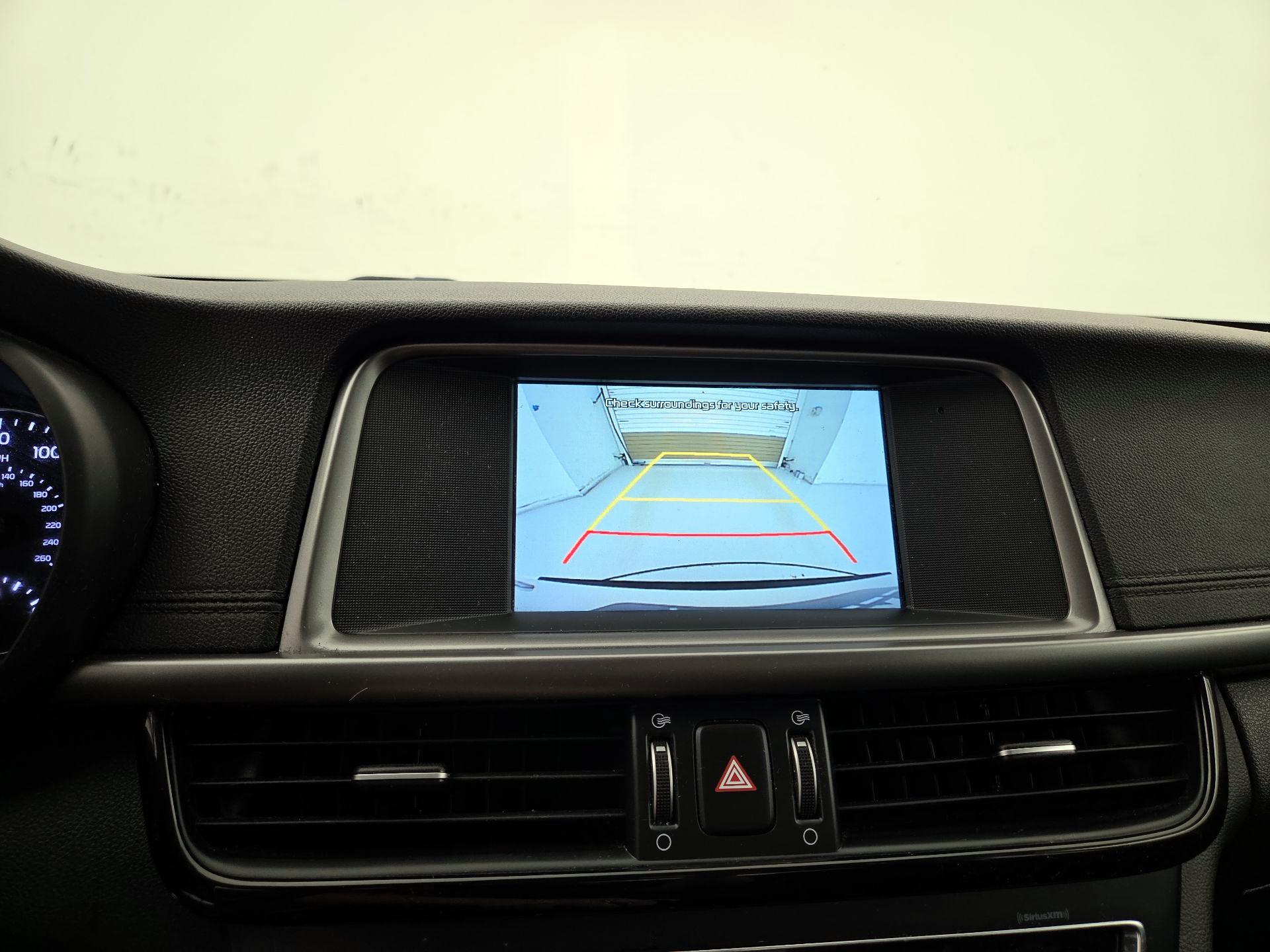 Thumbnail: 2018 Kia Optima - 14