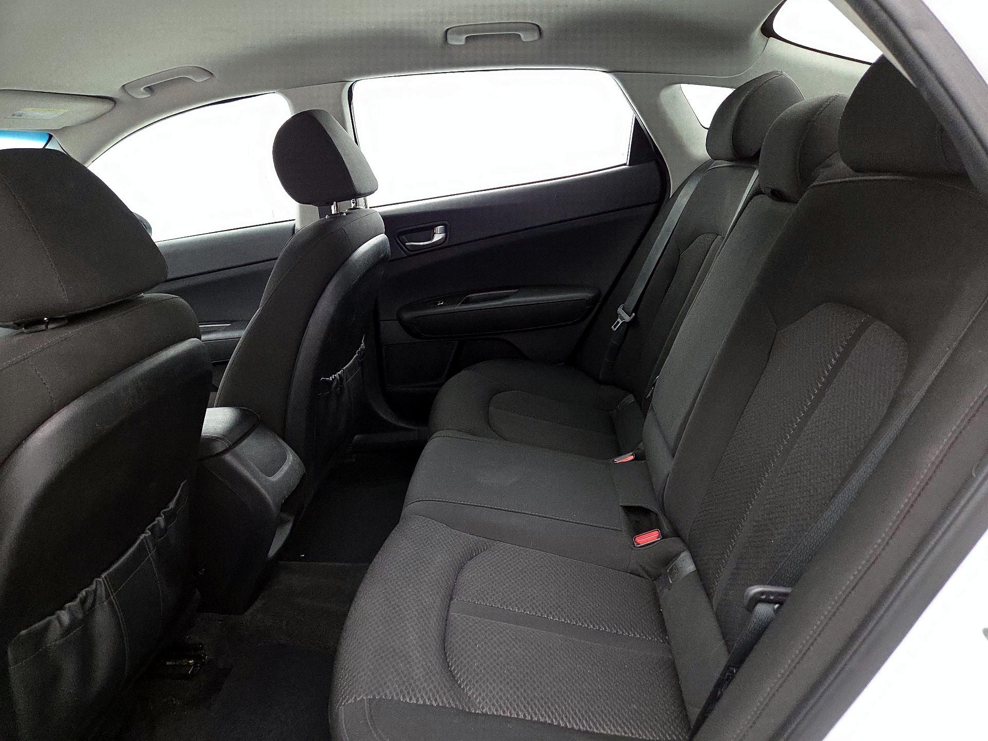 Thumbnail: 2018 Kia Optima - 19