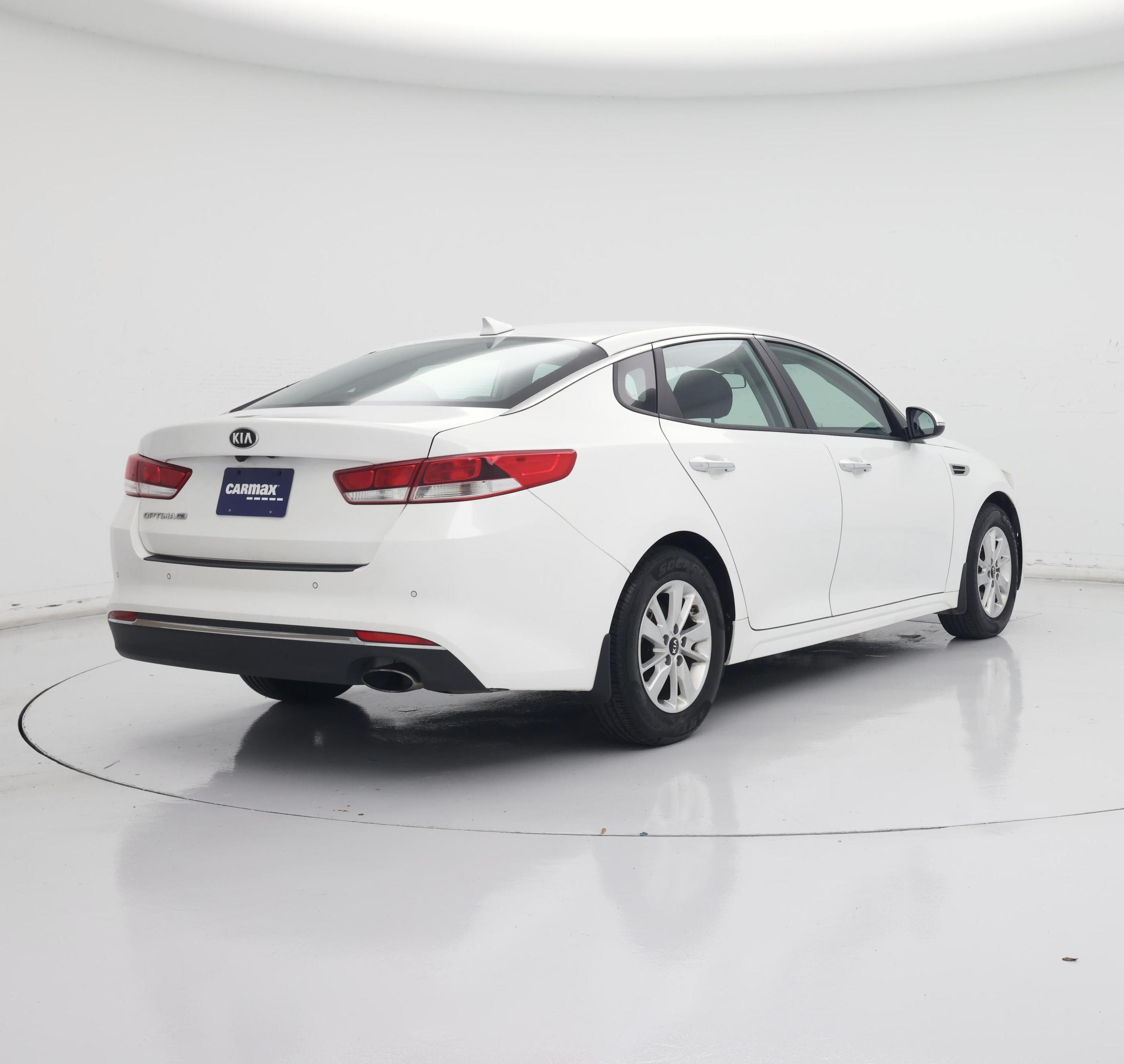 Thumbnail: 2018 Kia Optima - 8