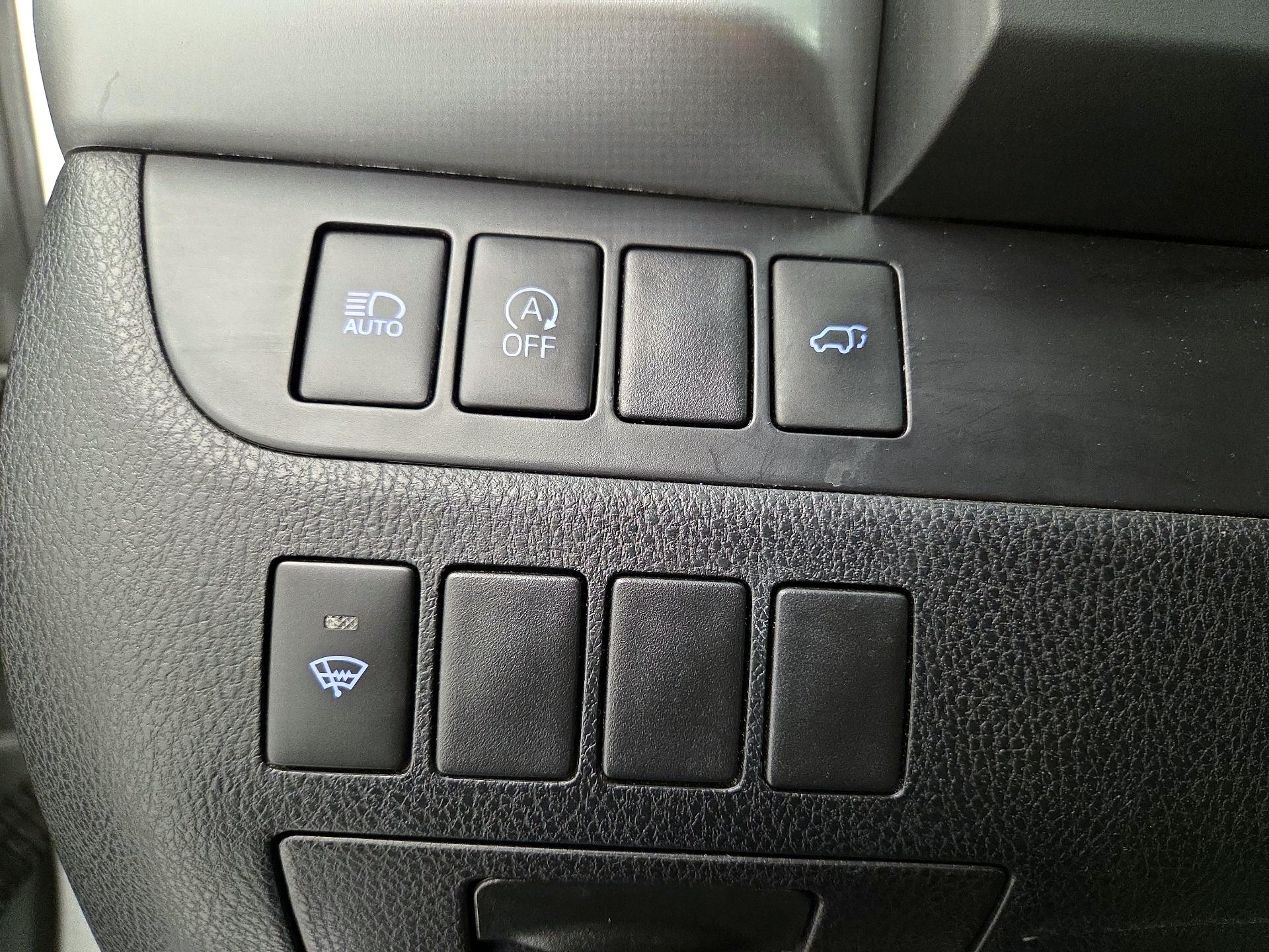 Thumbnail: 2017 Toyota Highlander - 13