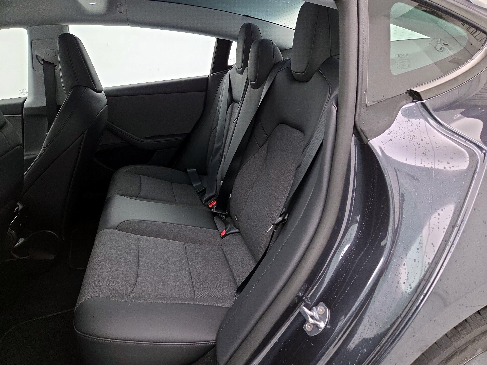 Thumbnail: 2025 Tesla Model 3 - 18