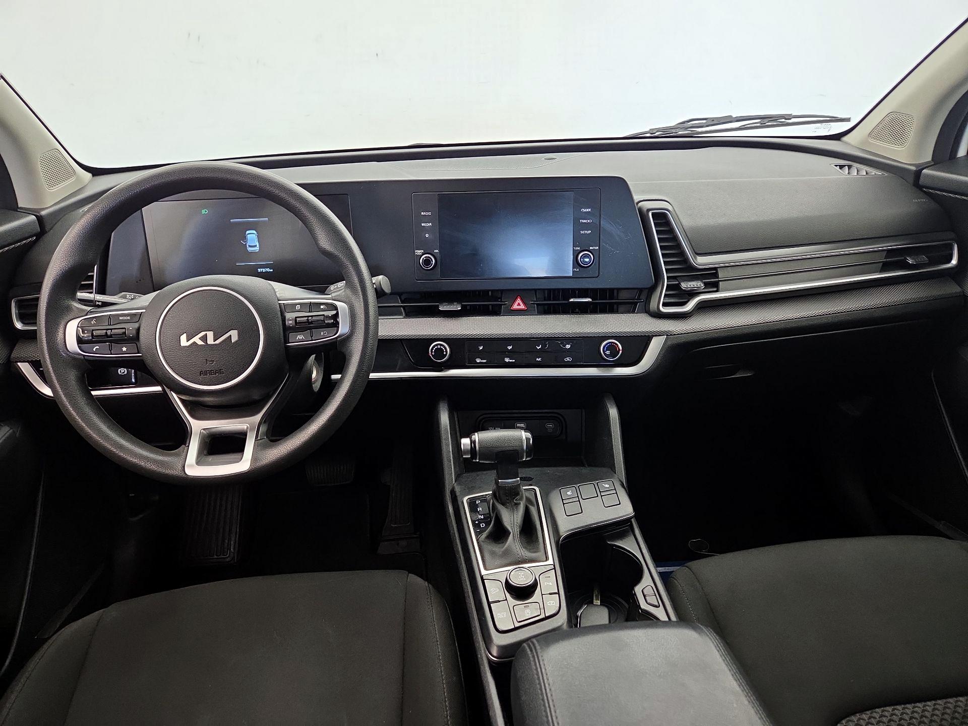 Thumbnail: 2023 Kia Sportage - 9