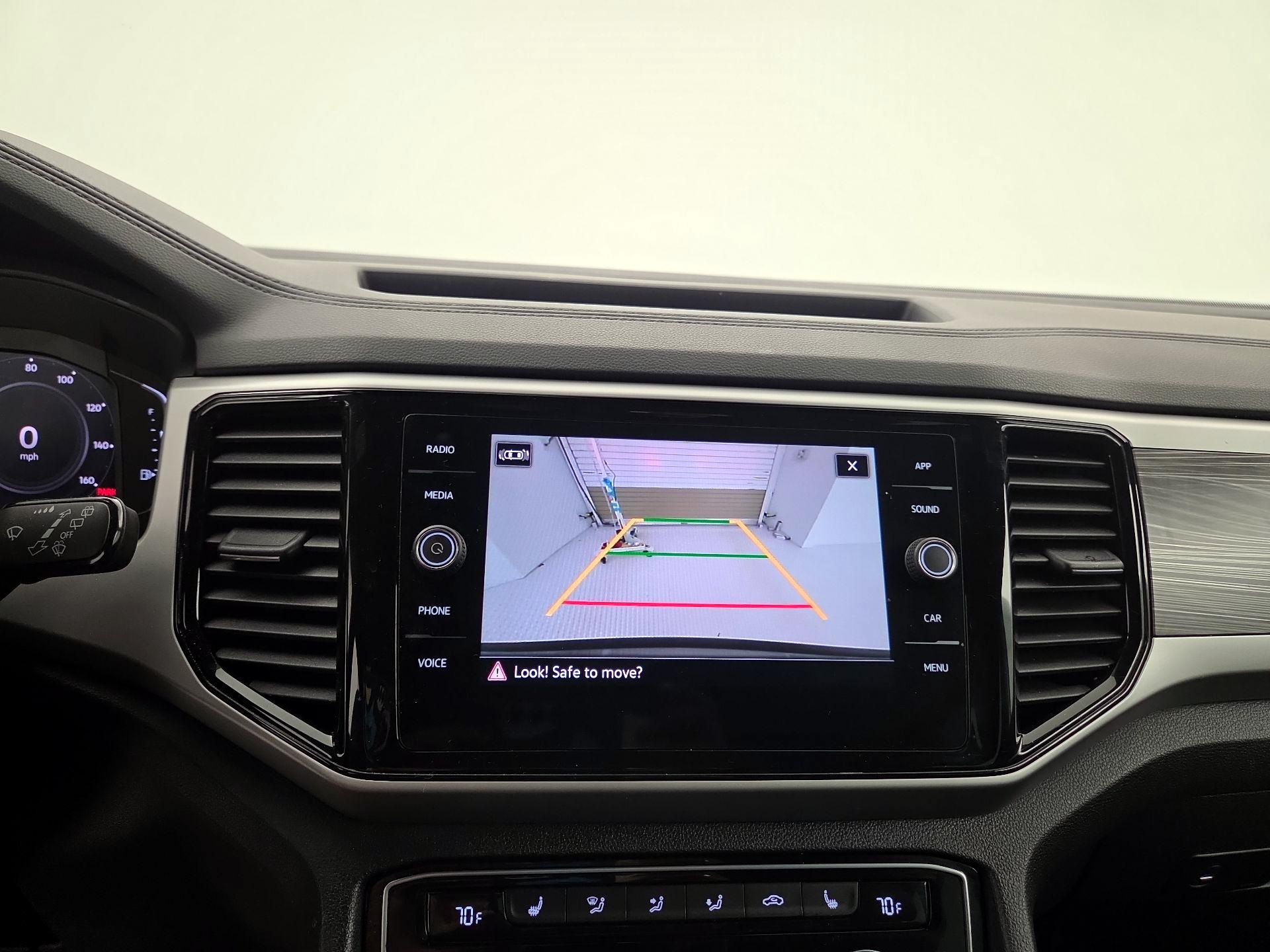 Thumbnail: 2023 Volkswagen Atlas - 14