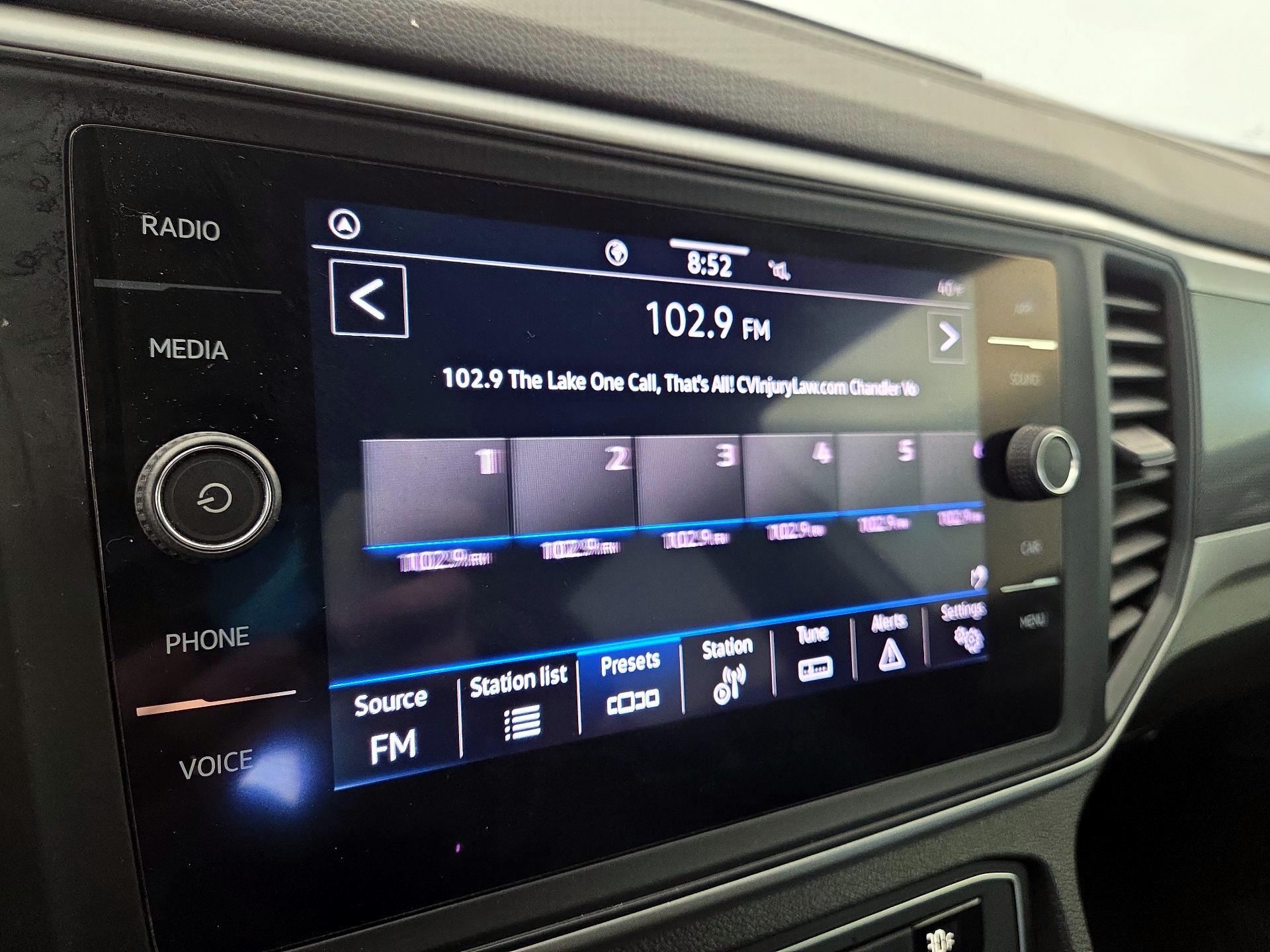 Thumbnail: 2021 Volkswagen Atlas - 15