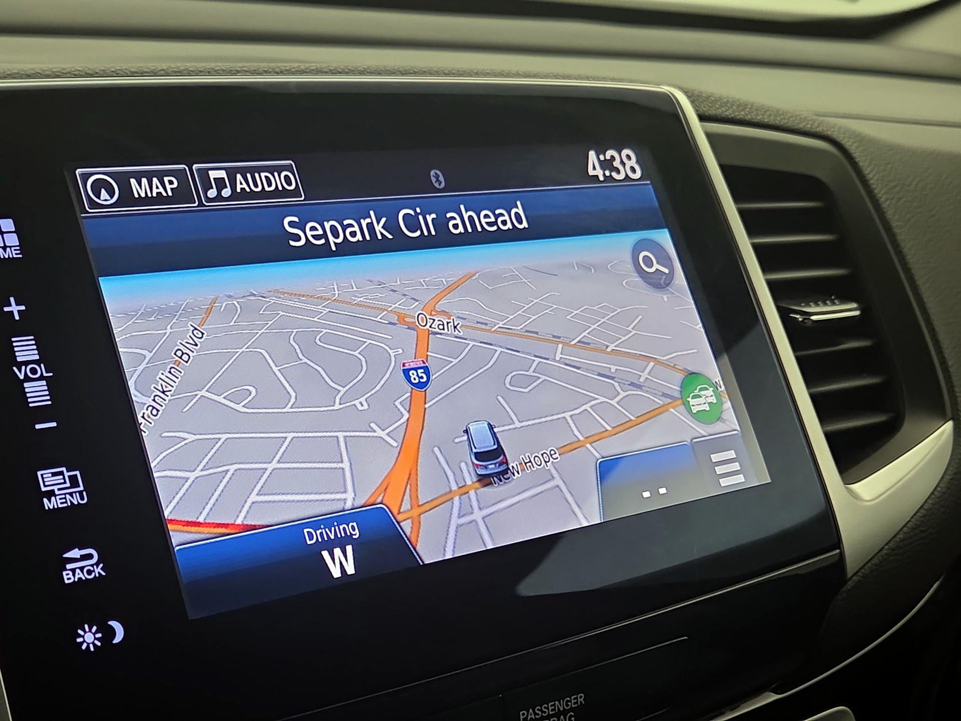 Thumbnail: 2016 Honda Pilot - 14