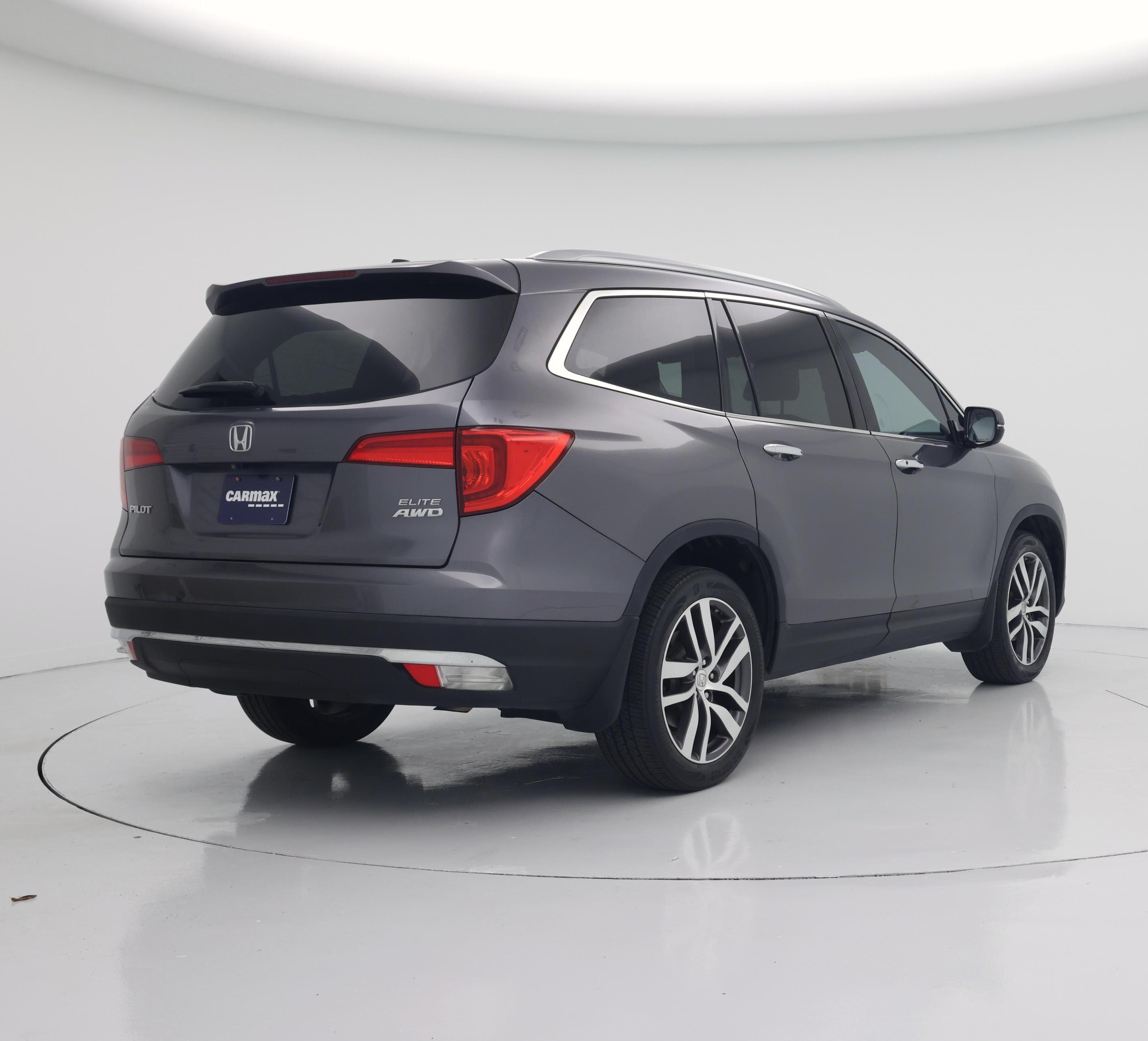 Thumbnail: 2016 Honda Pilot - 8