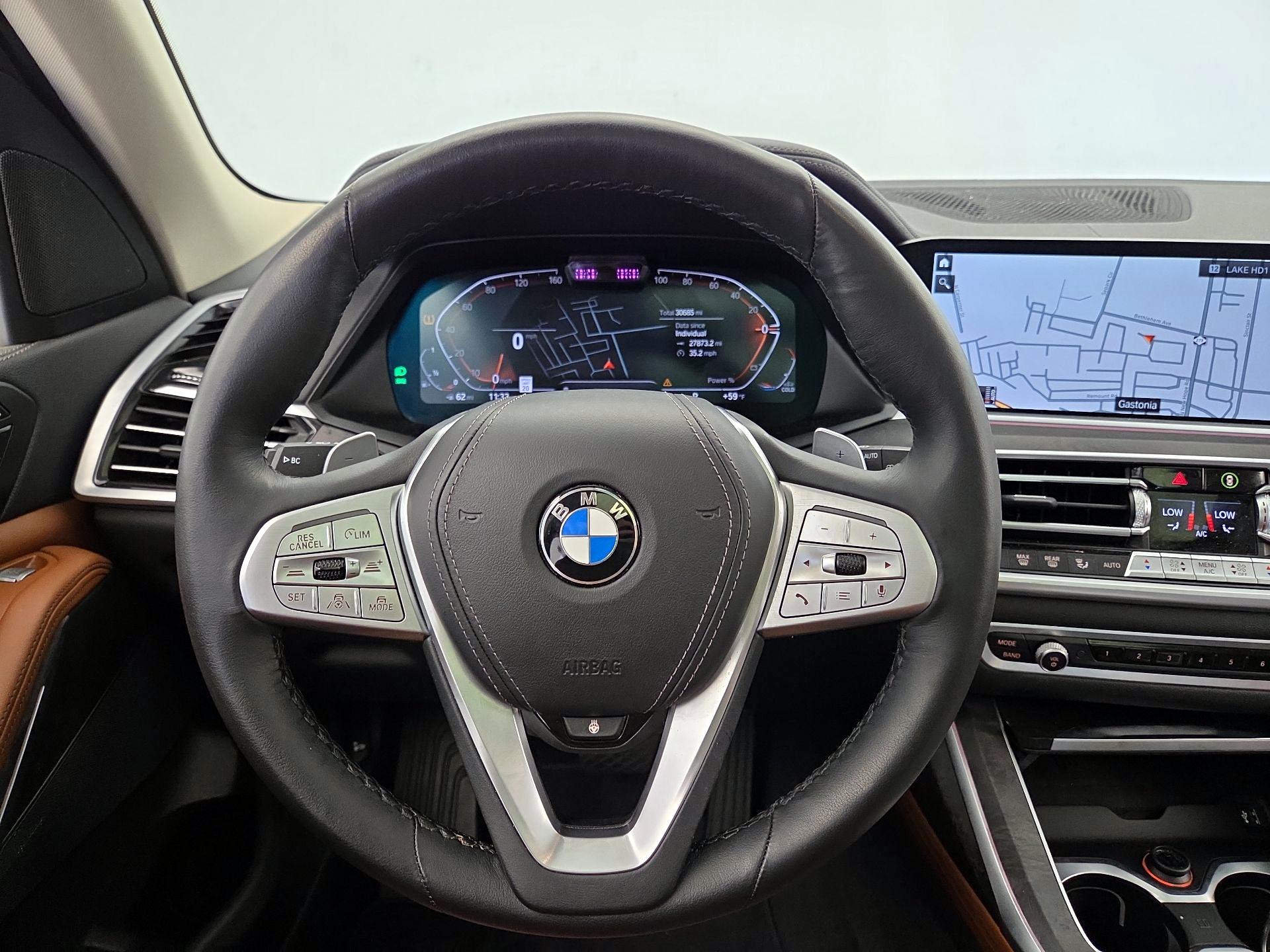 Thumbnail: 2022 BMW X7 - 10