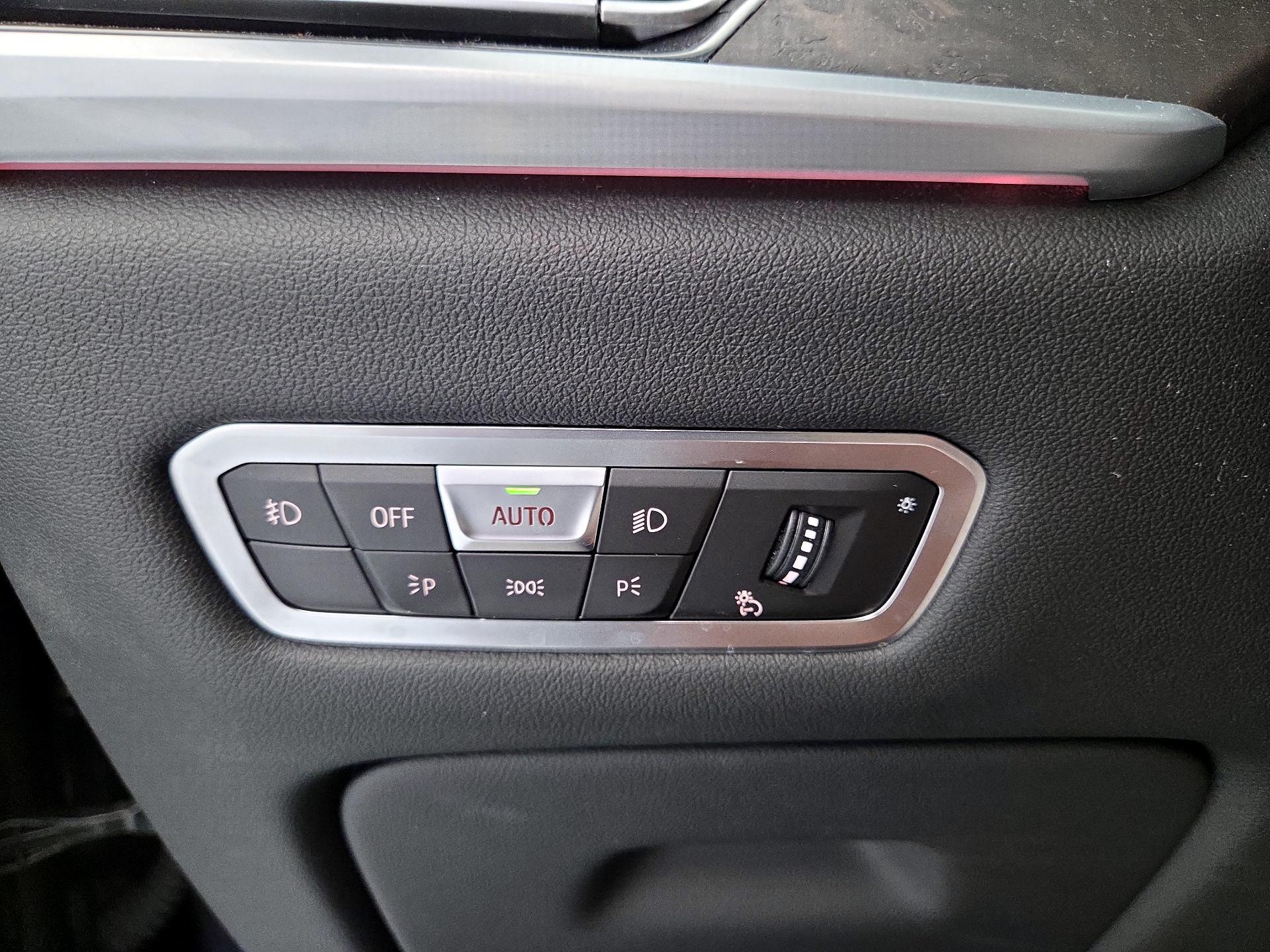 Thumbnail: 2022 BMW X7 - 13