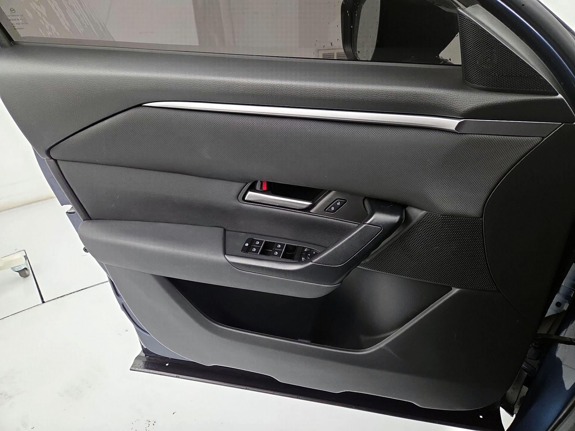 Thumbnail: 2025 Mazda CX-50 - 12