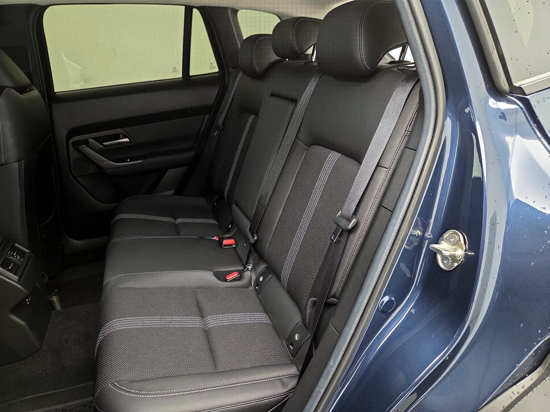 Thumbnail: 2025 Mazda CX-50 - 18