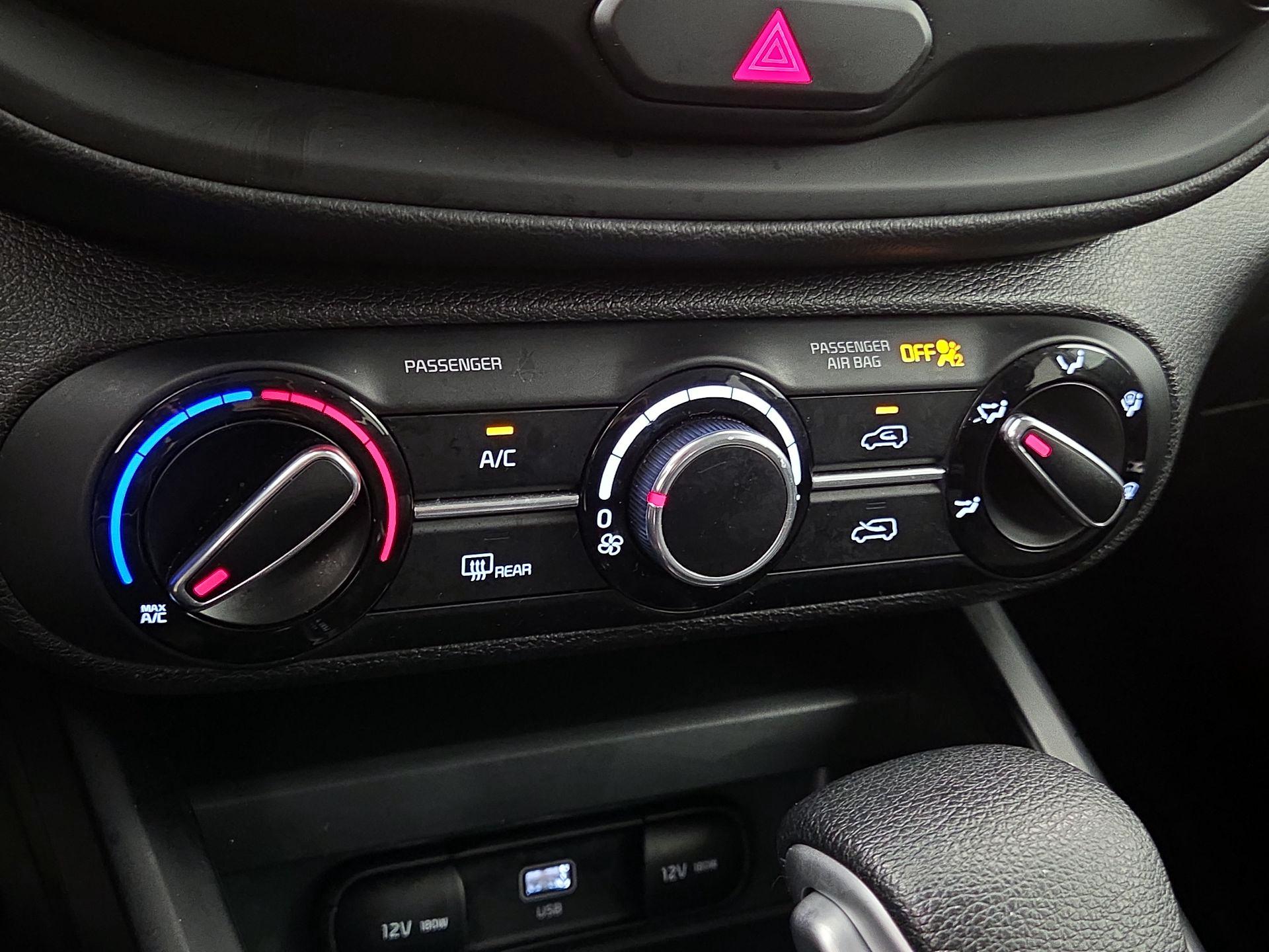 Thumbnail: 2023 Kia Soul - 16