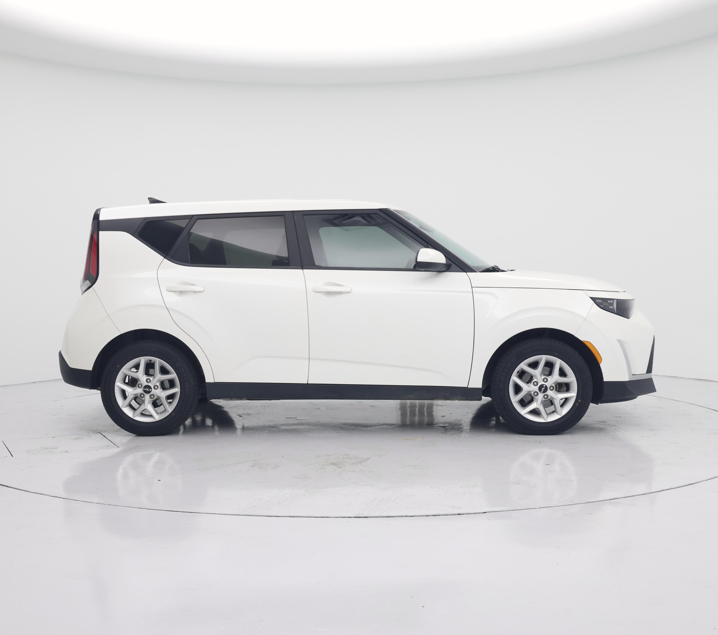 Thumbnail: 2023 Kia Soul - 7
