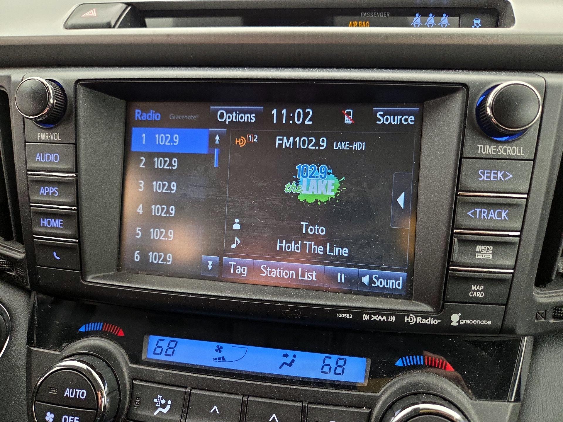 Thumbnail: 2017 Toyota RAV4 - 15