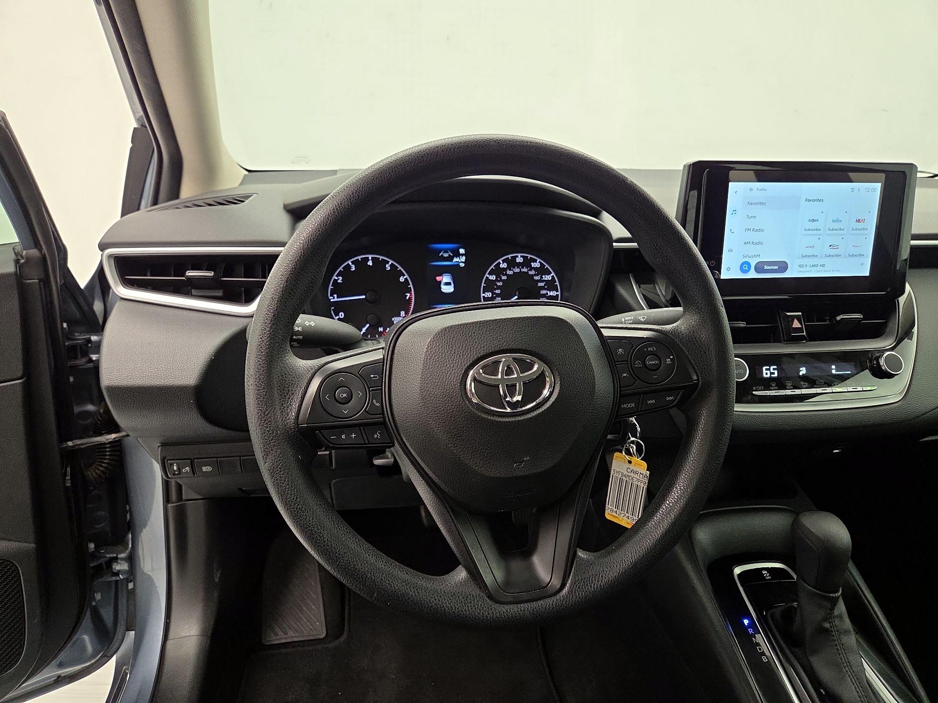 Thumbnail: 2023 Toyota Corolla - 10