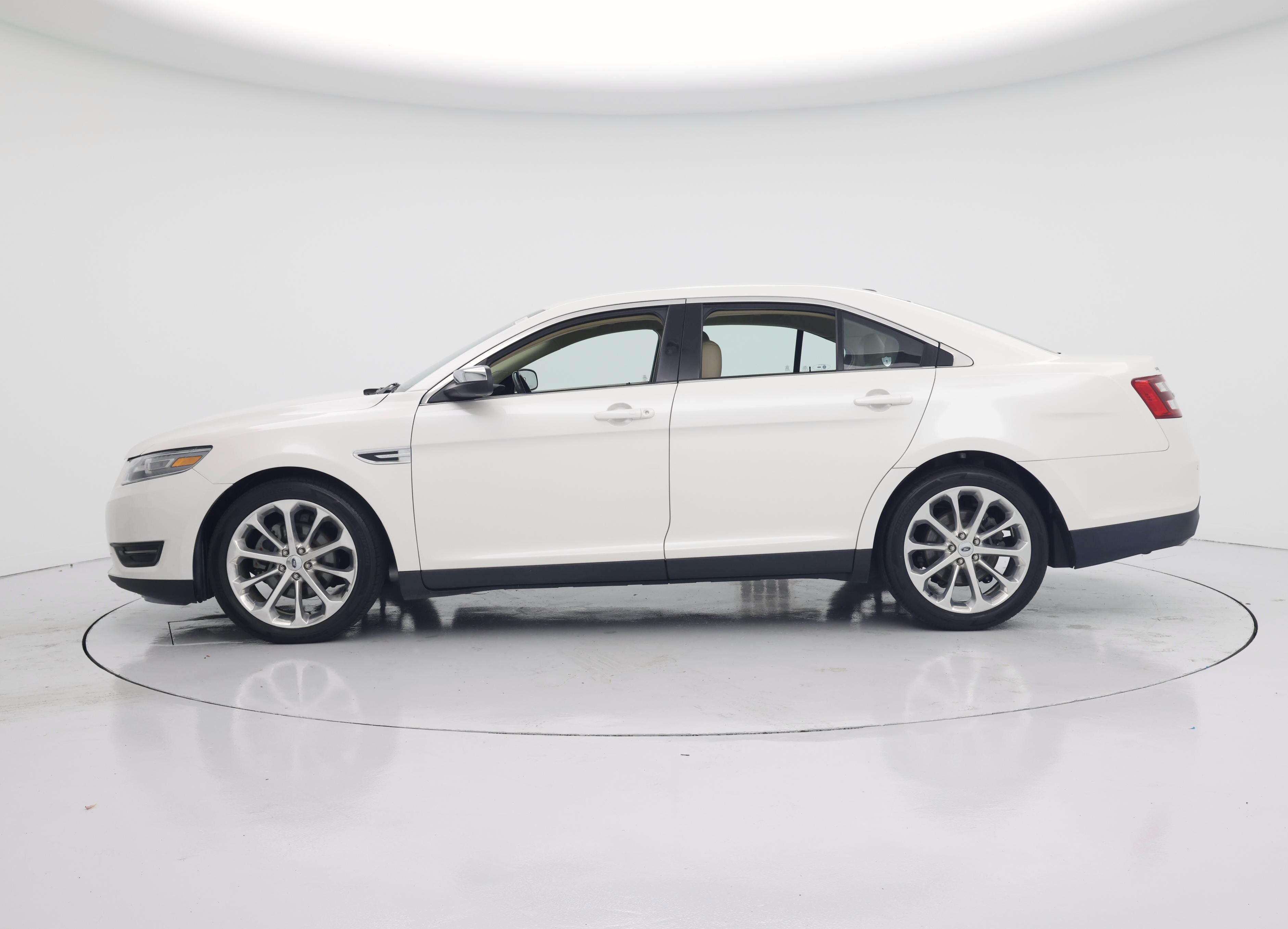 Thumbnail: 2014 Ford Taurus - 3