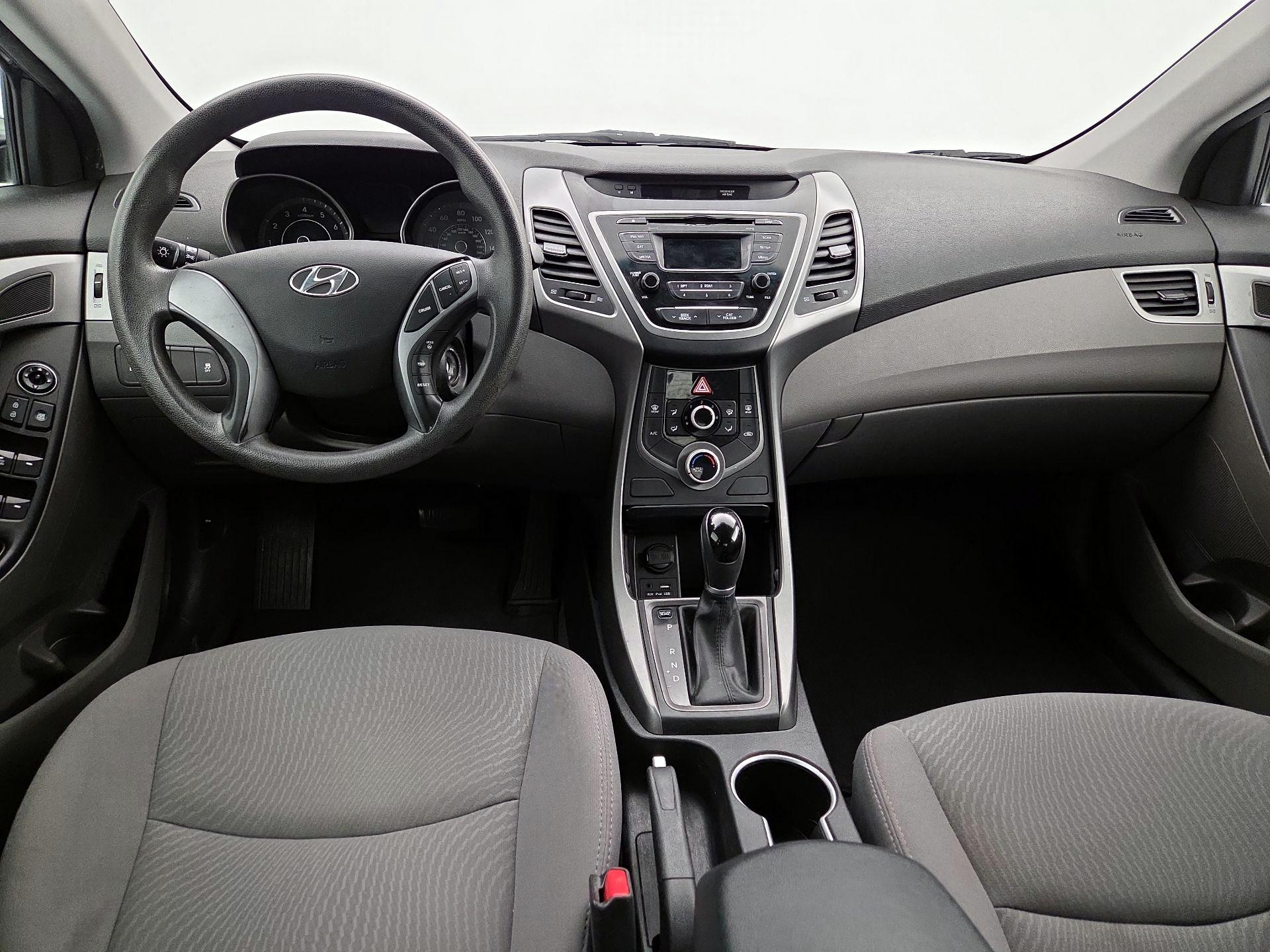 Thumbnail: 2015 Hyundai Elantra - 9