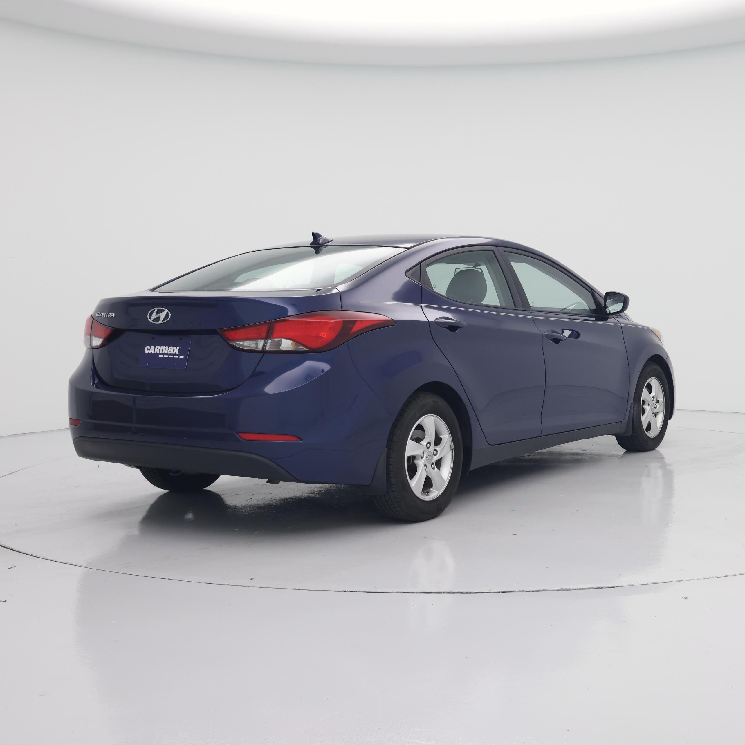 Thumbnail: 2015 Hyundai Elantra - 8