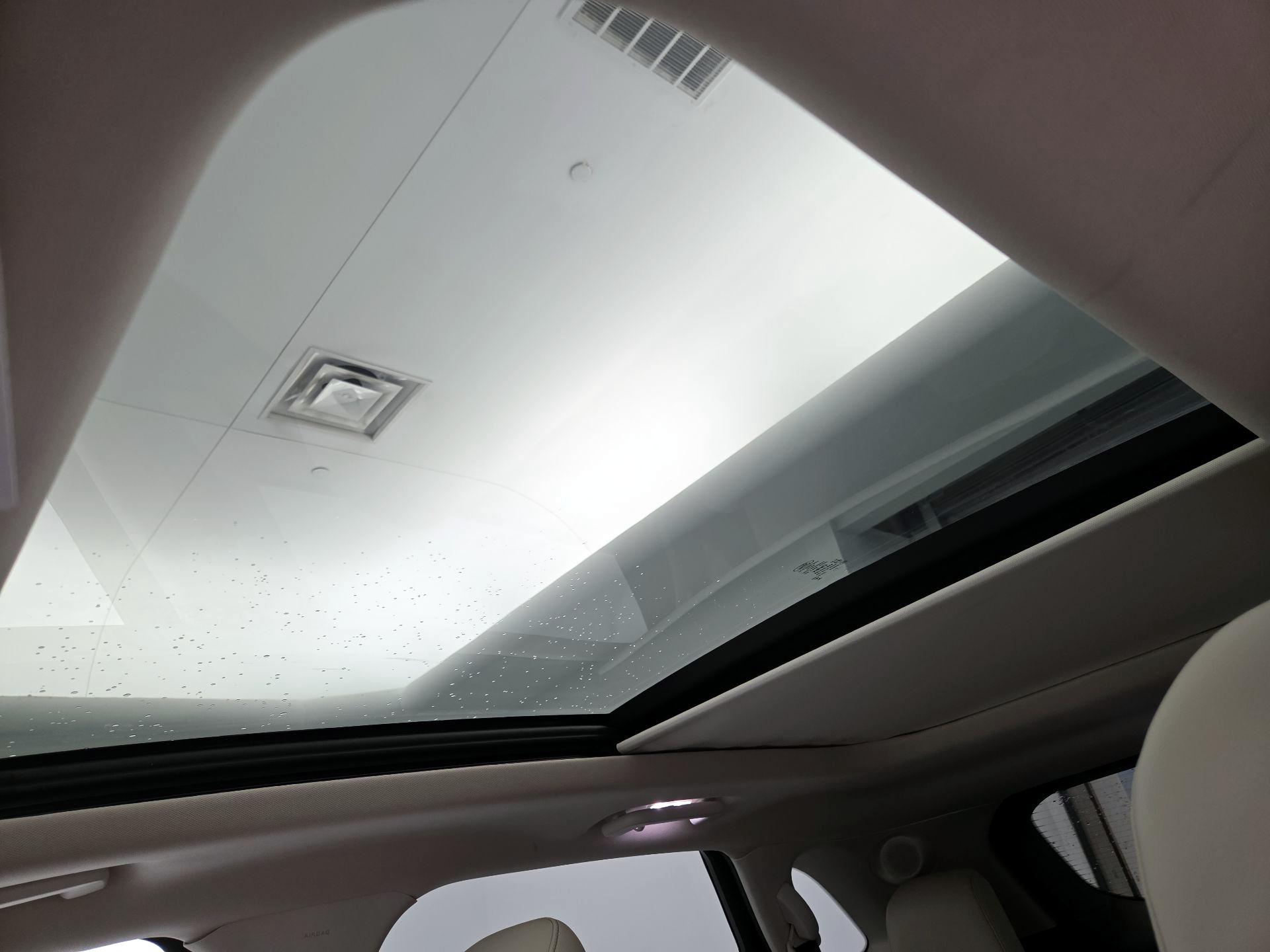 Thumbnail: 2018 Ford Edge - 20