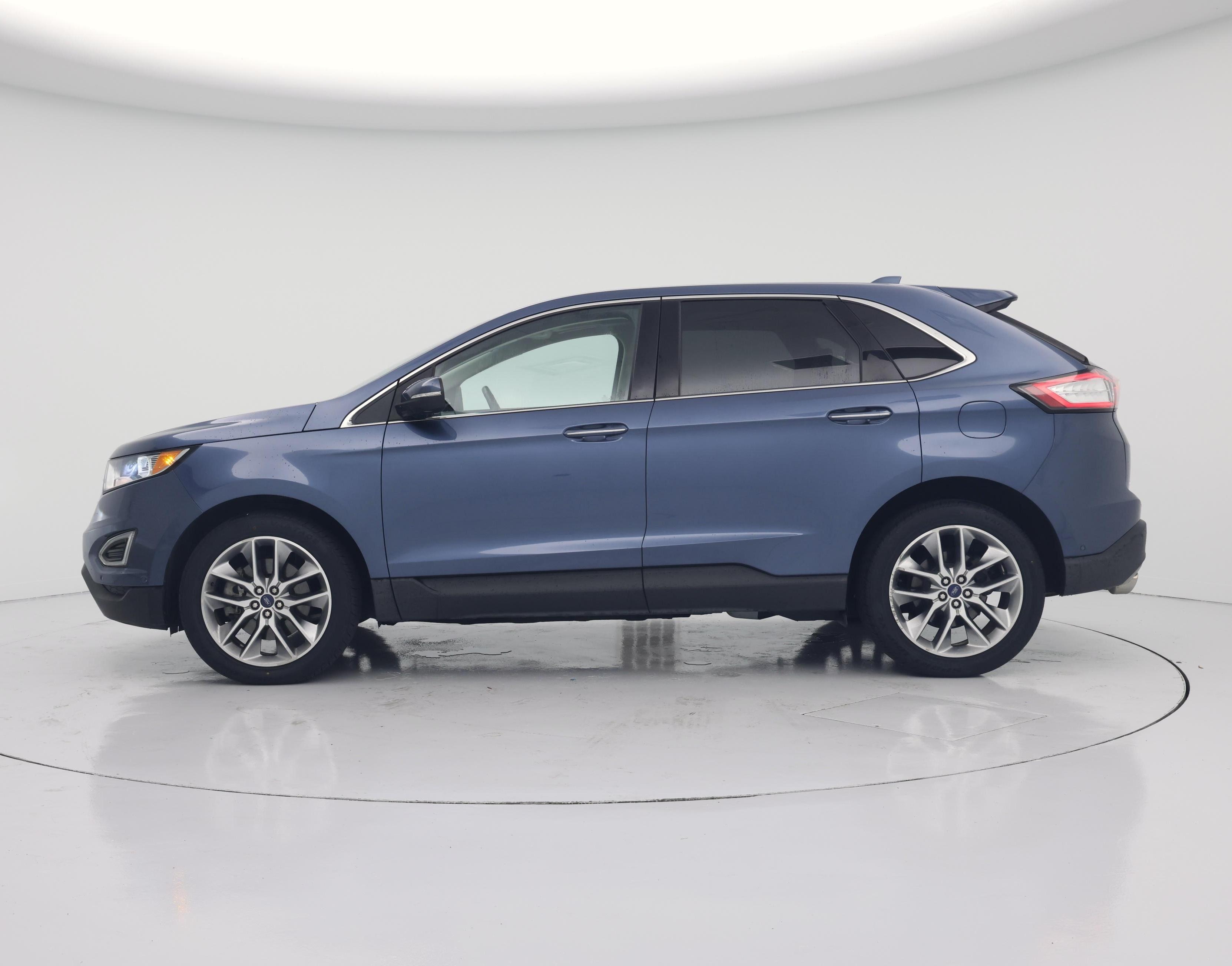 Thumbnail: 2018 Ford Edge - 3