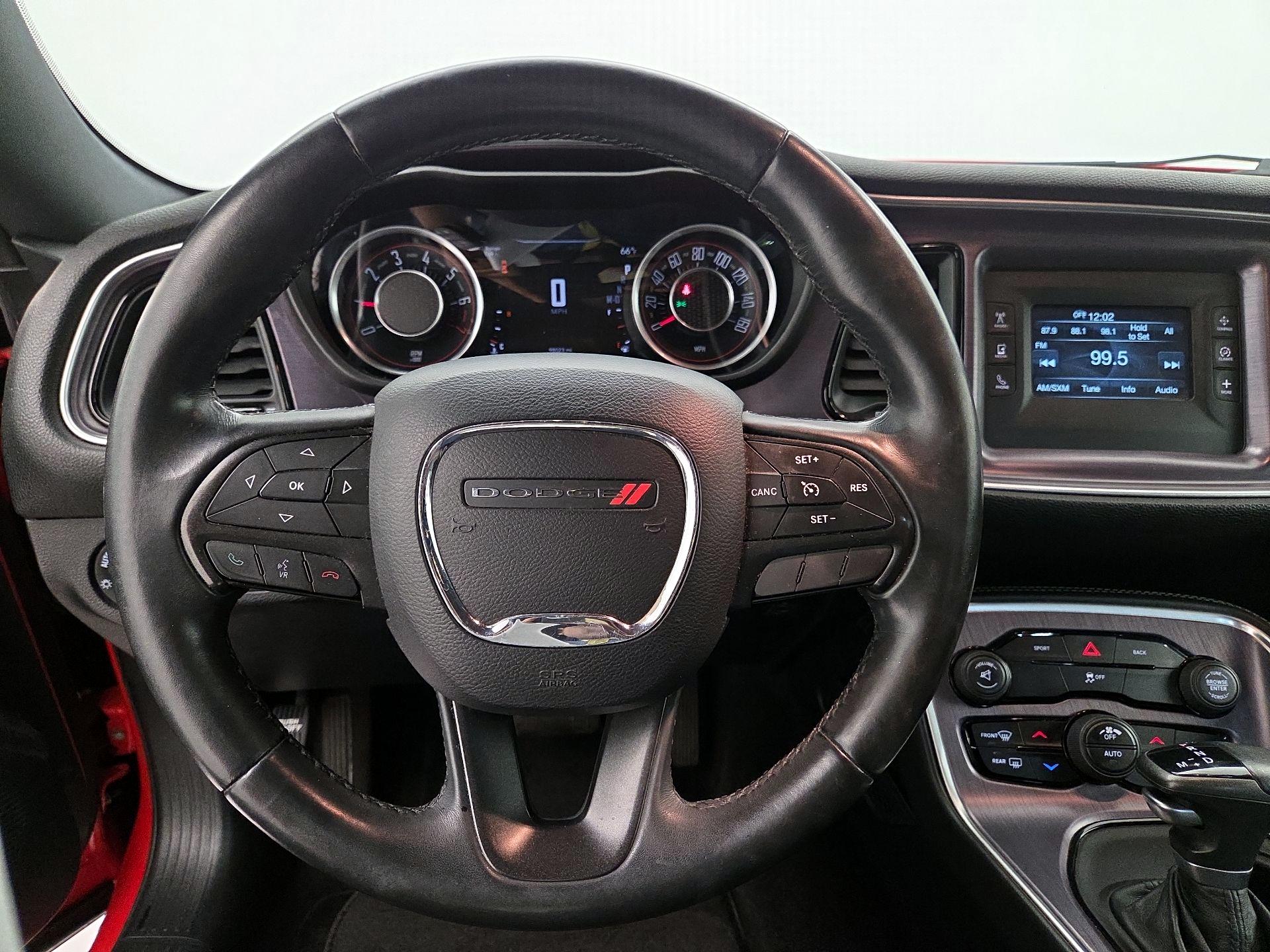 Thumbnail: 2015 Dodge Challenger - 10