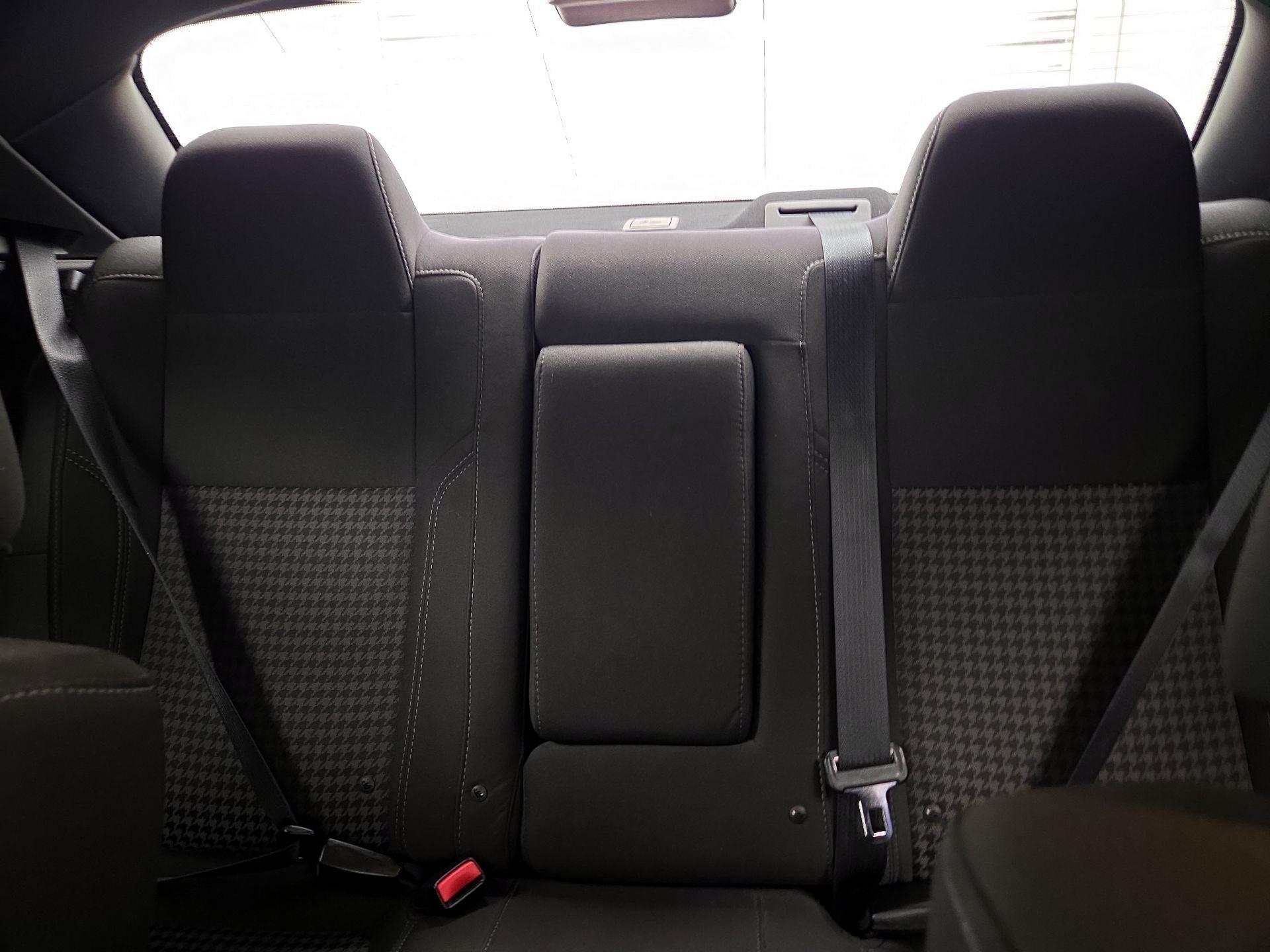 Thumbnail: 2015 Dodge Challenger - 17