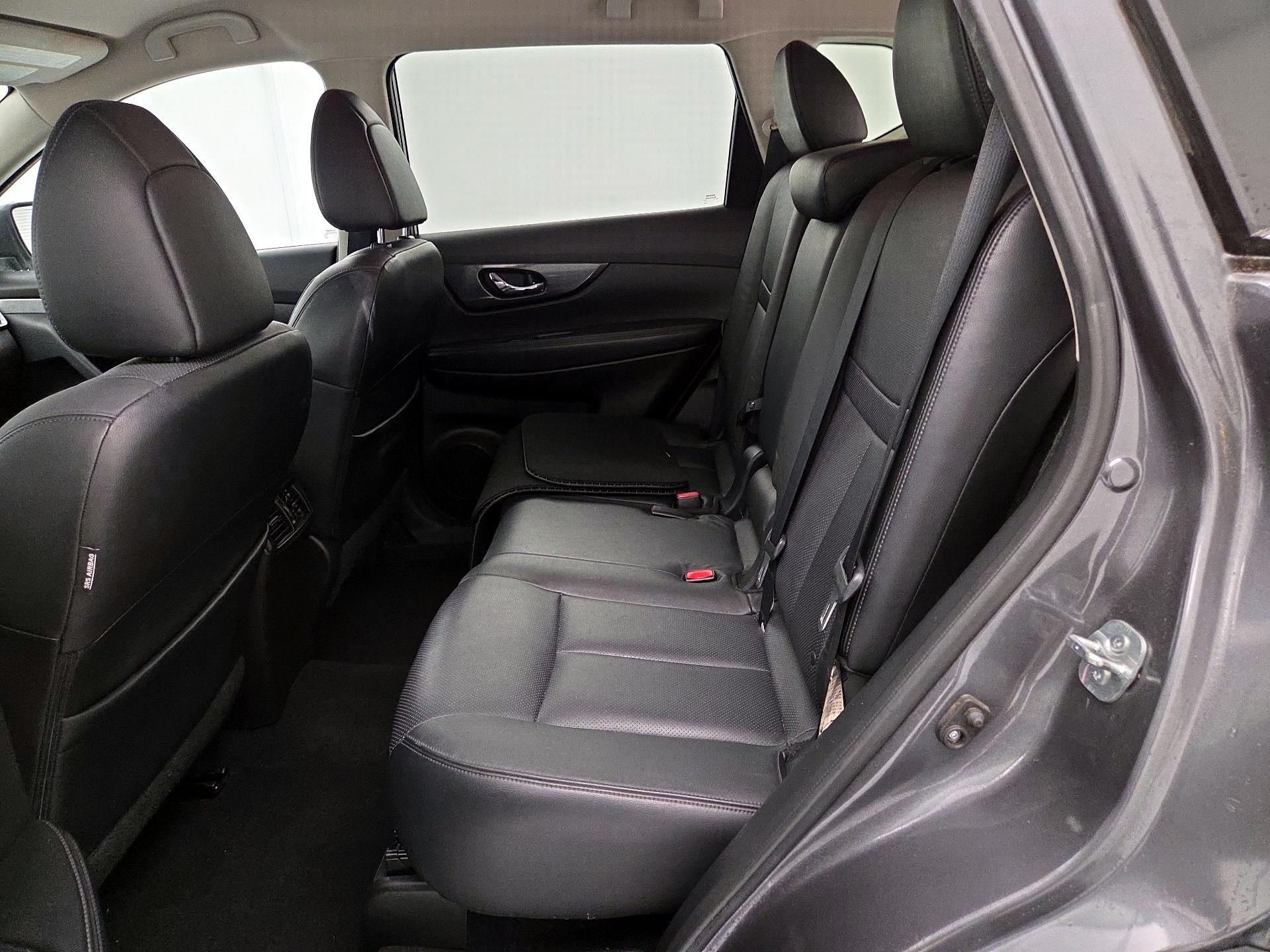 Thumbnail: 2014 Nissan Rogue - 20