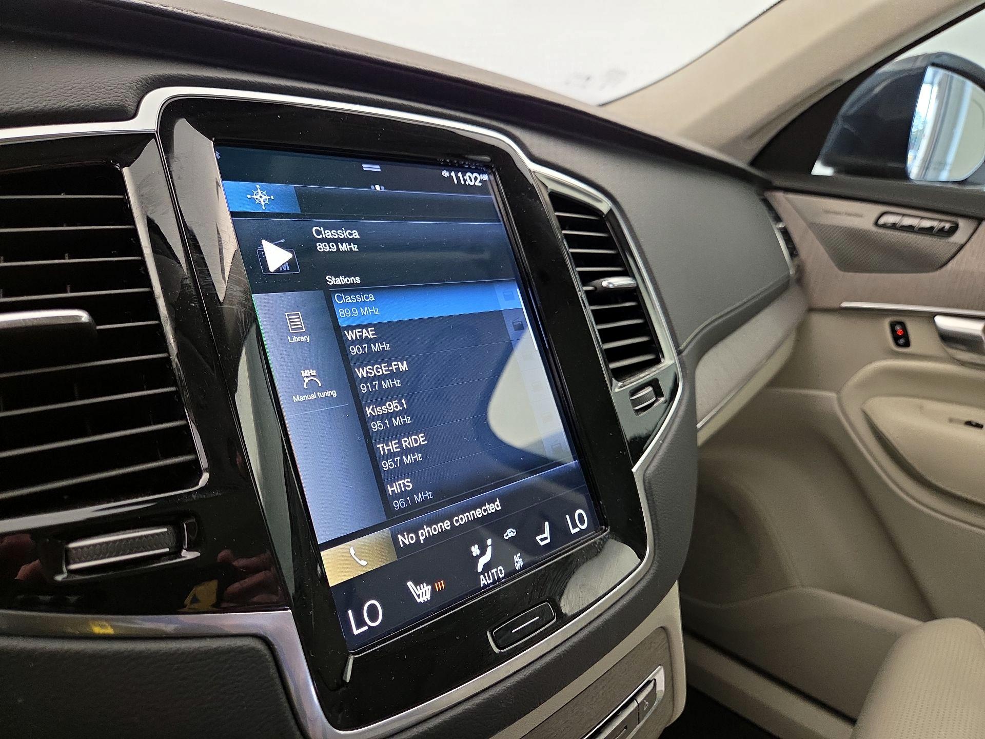 Thumbnail: 2022 Volvo XC90 - 14