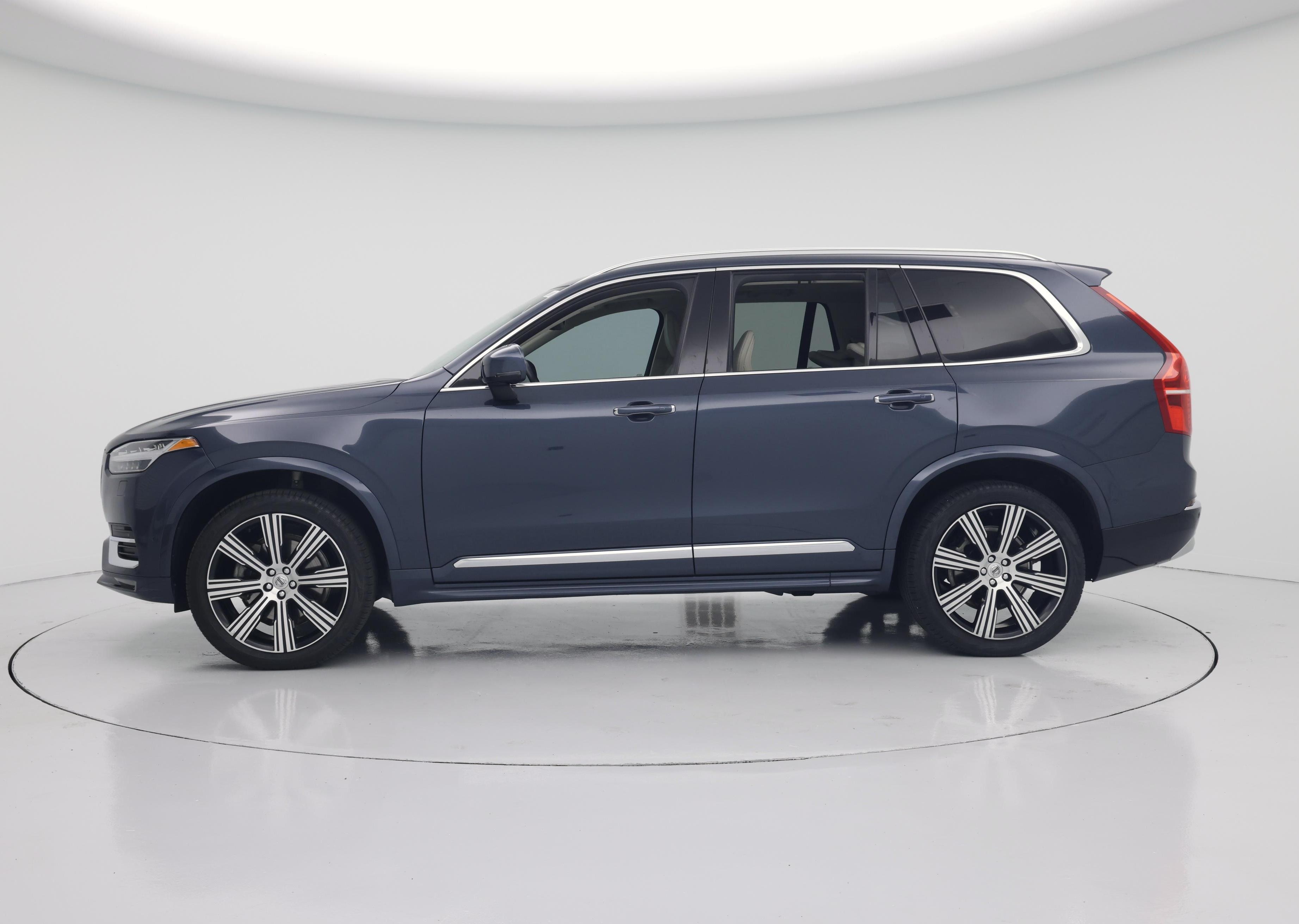 Thumbnail: 2022 Volvo XC90 - 3