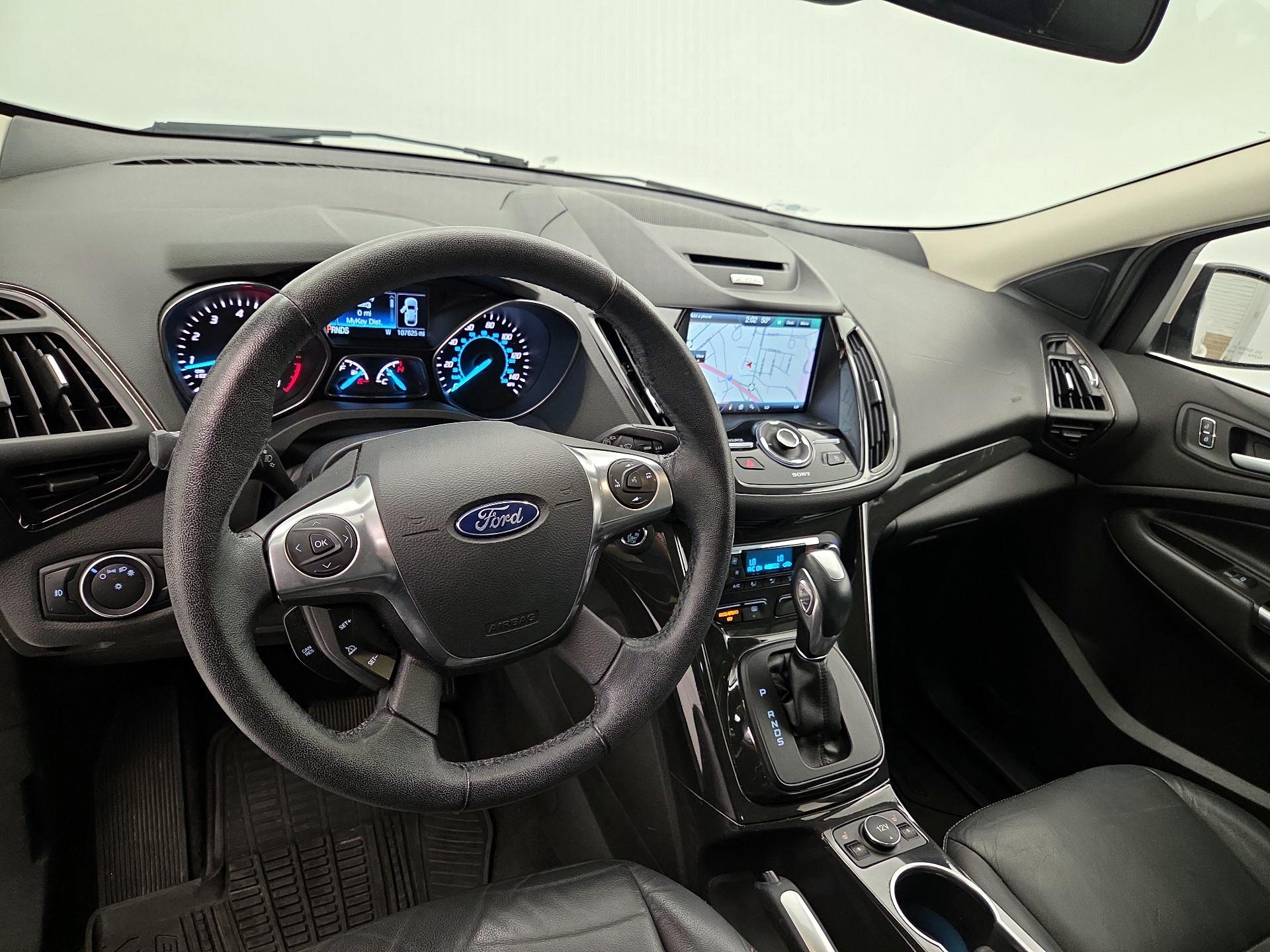Thumbnail: 2015 Ford Escape - 9