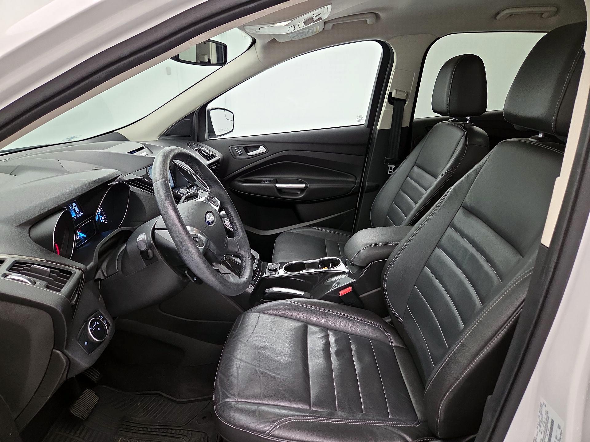 Thumbnail: 2015 Ford Escape - 11